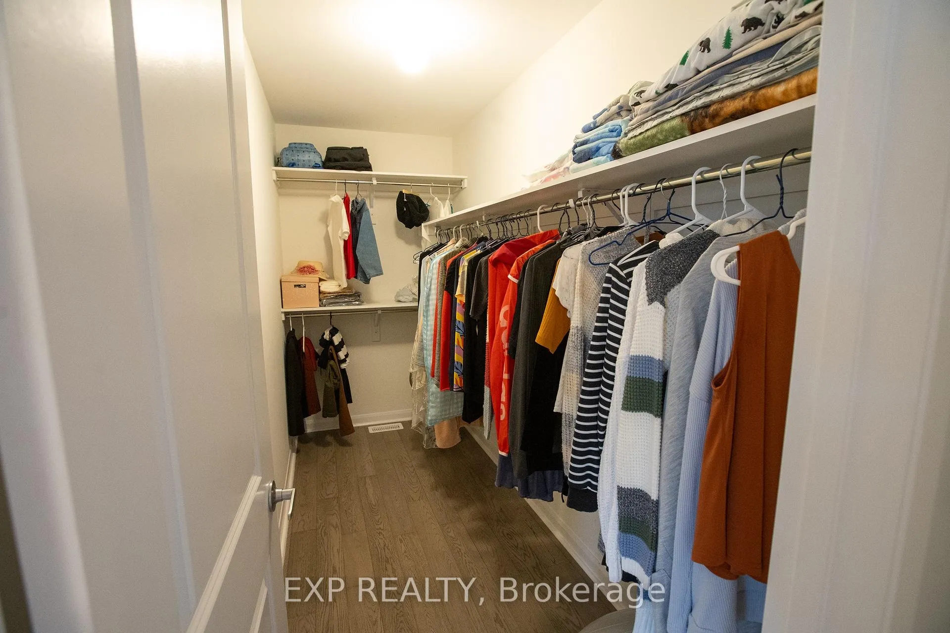 Photo 15 of 137 Maynooth Court, Ottawa, Barrhaven - Half Moon Bay — HOMEH