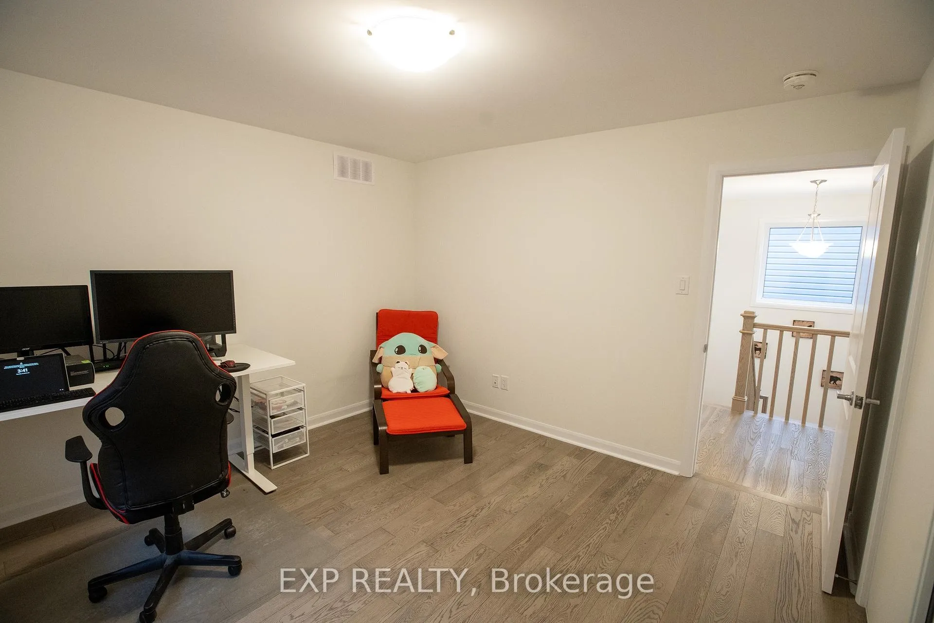 Photo 16 of 137 Maynooth Court, Ottawa, Barrhaven - Half Moon Bay — HOMEH