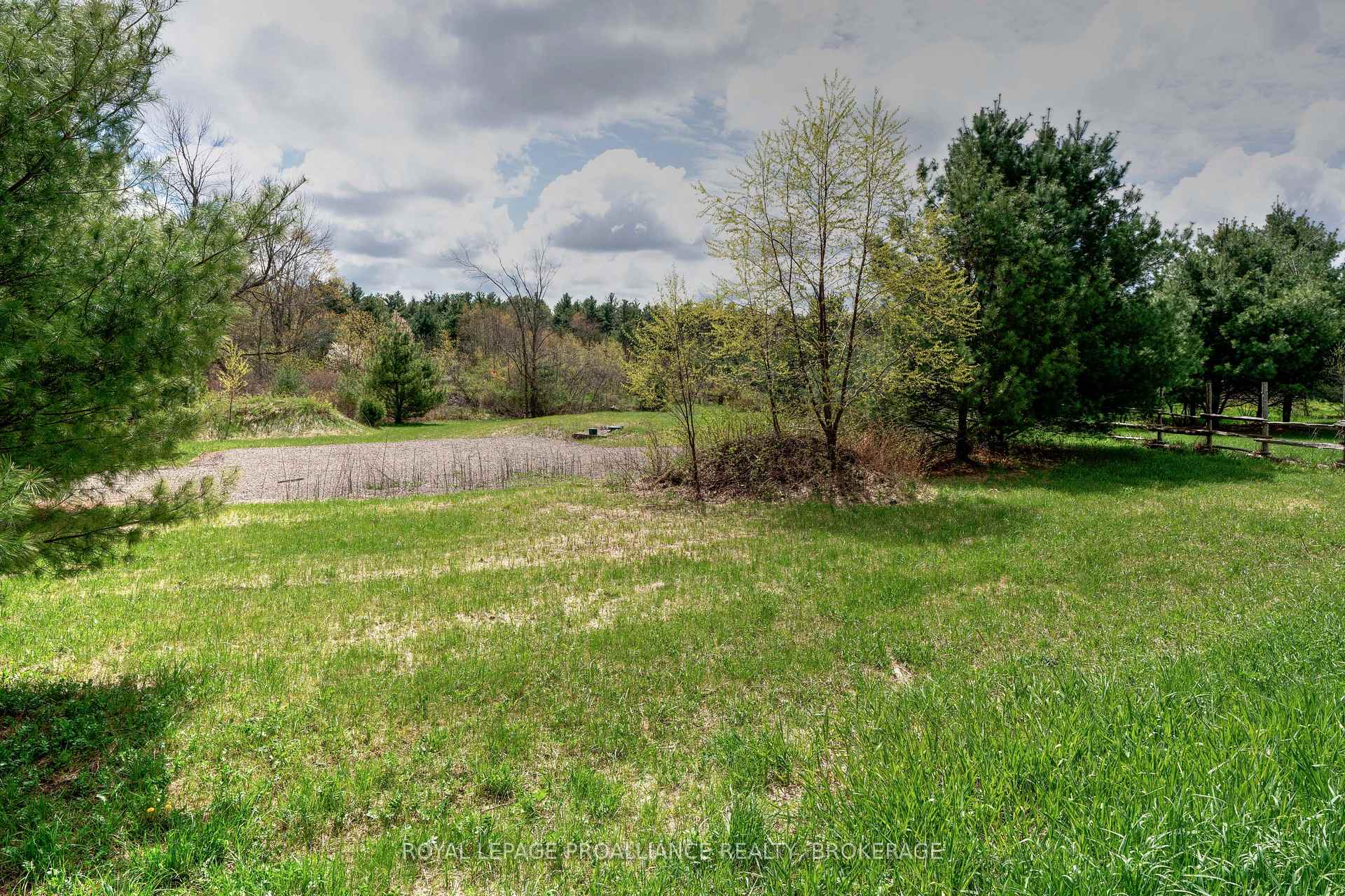 Photo 16 of 161 Temperance Lake Road, Athens, R of Yonge & Escott Twp — HOMEH