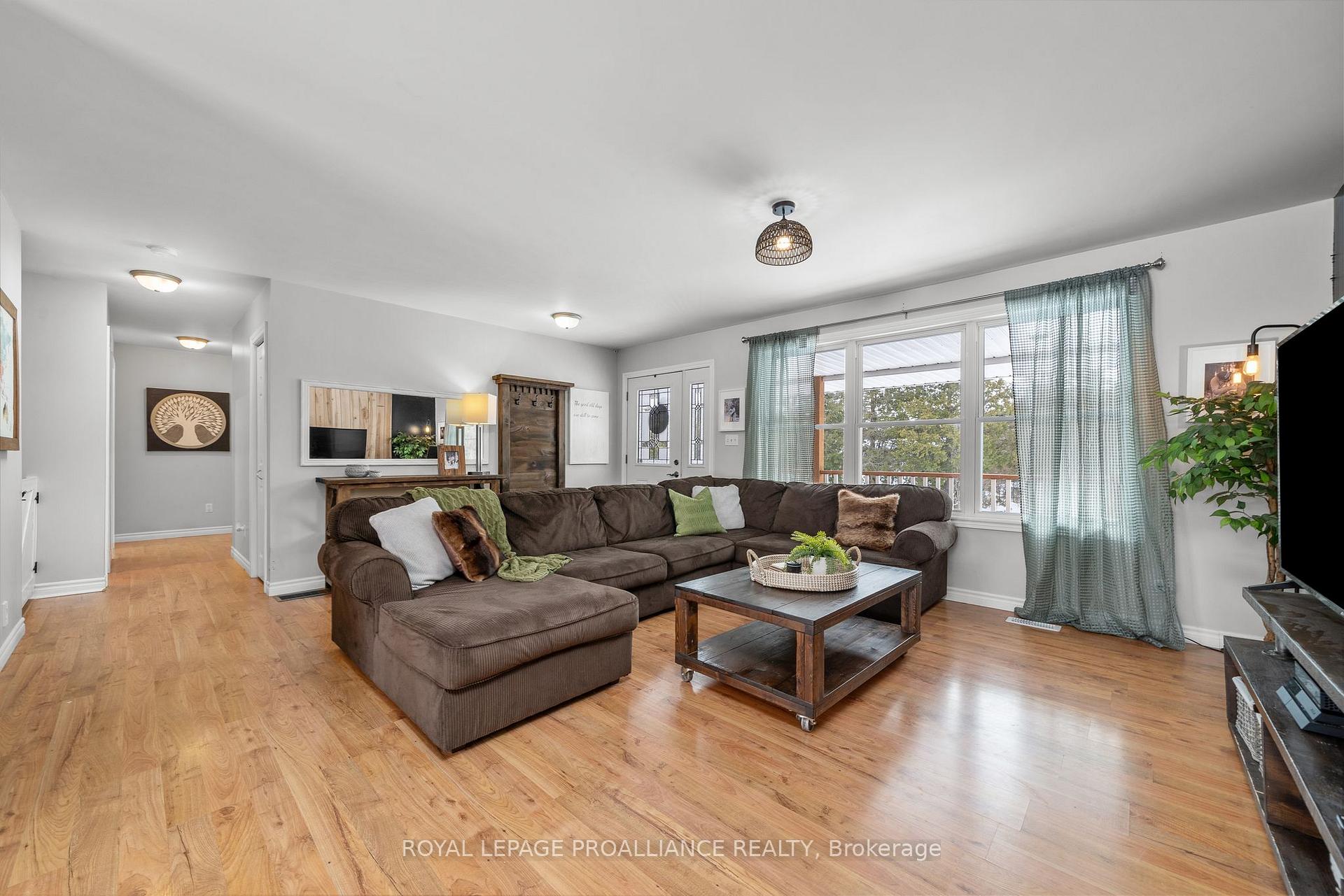 Photo 10 of 3173 Harmony Road, Tyendinaga, Tyendinaga Township — HOMEH
