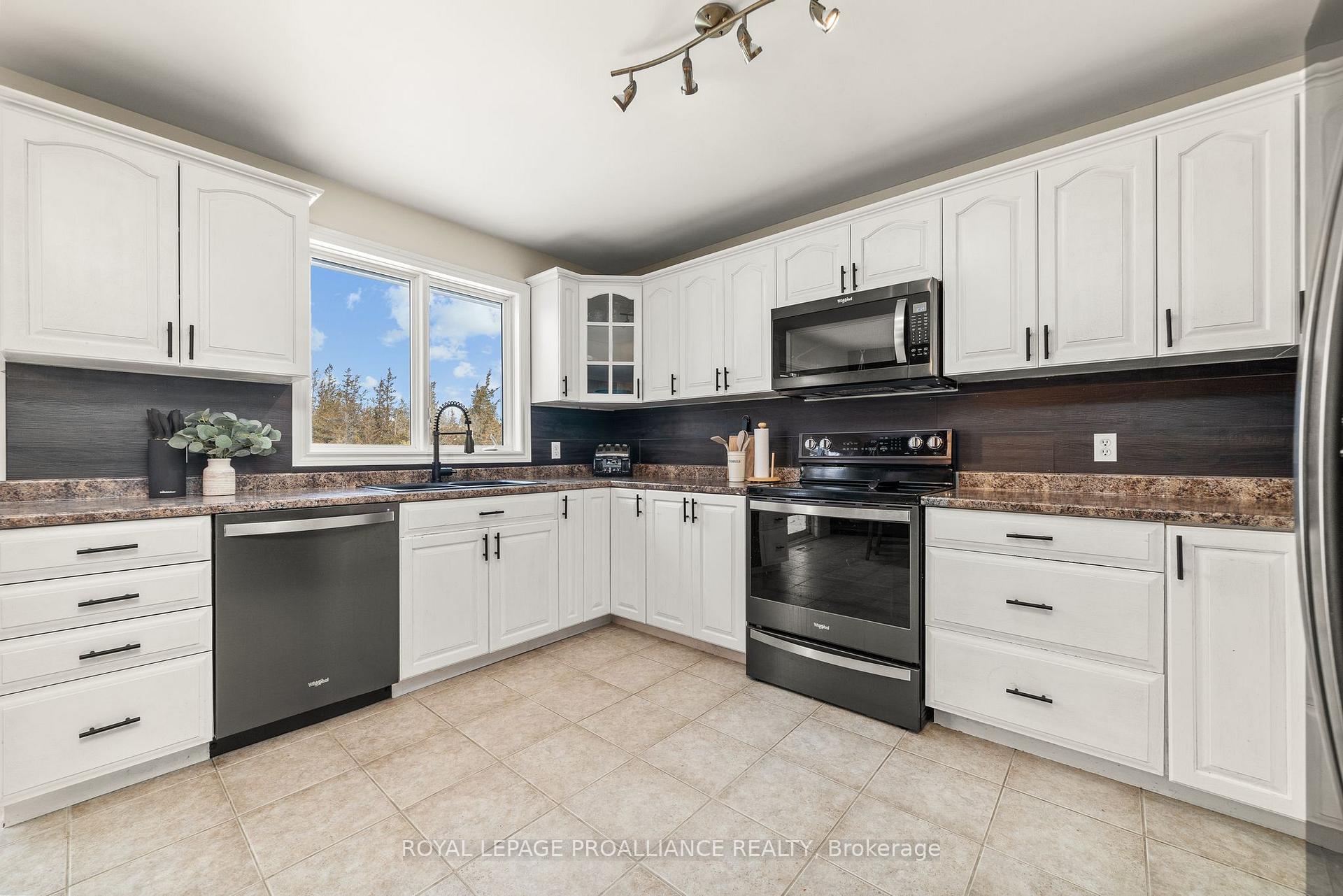 Photo 15 of 3173 Harmony Road, Tyendinaga, Tyendinaga Township — HOMEH