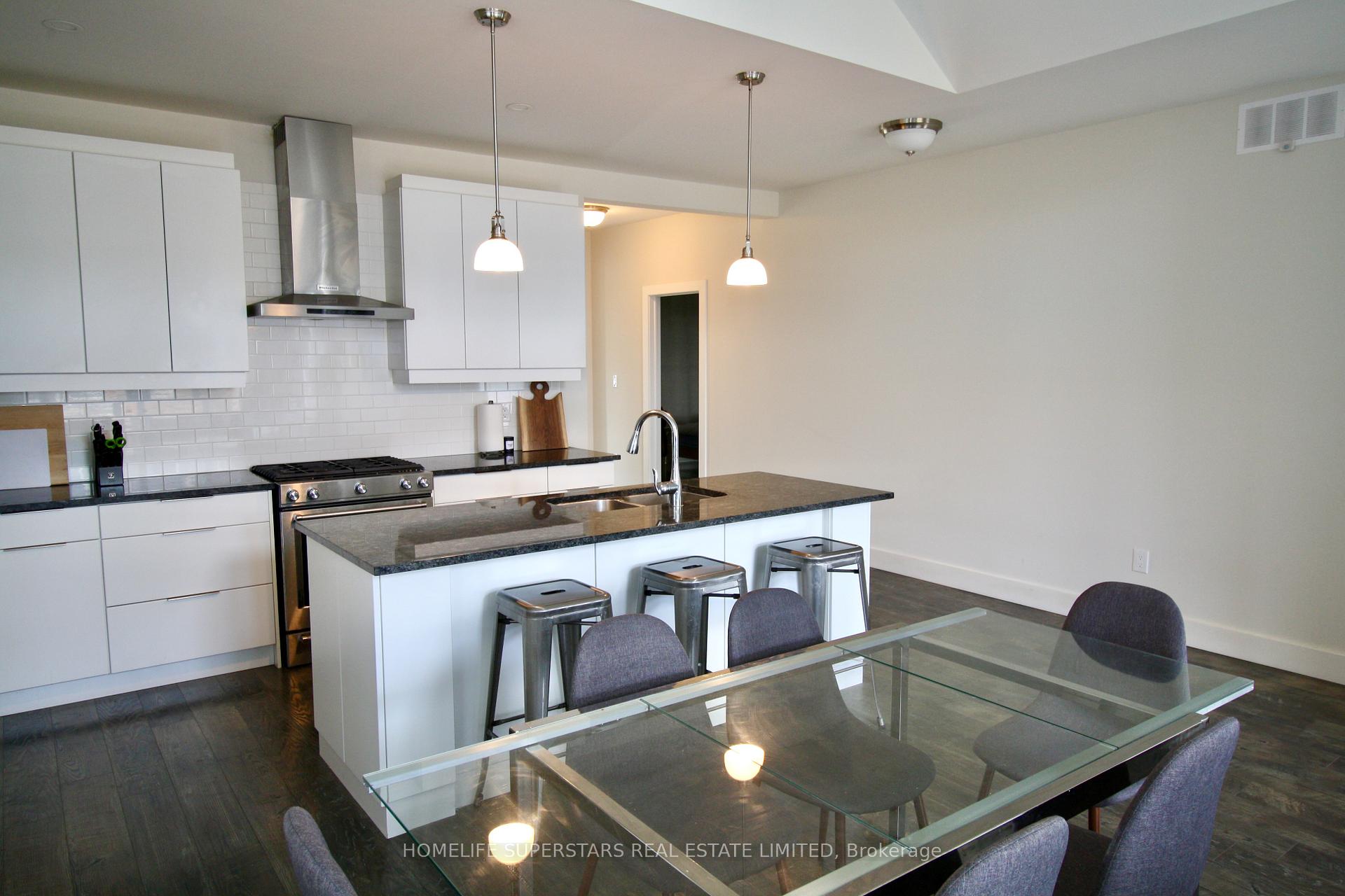 Photo 3 of 157 Yellow Birch Crescent, Blue Mountains — HOMEH