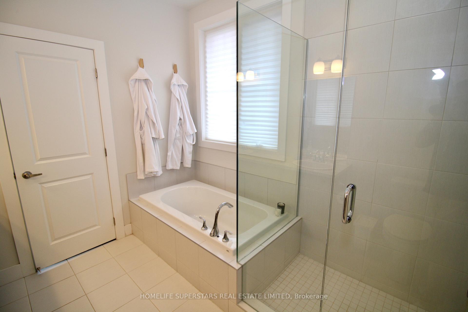 Photo 13 of 157 Yellow Birch Crescent, Blue Mountains — HOMEH