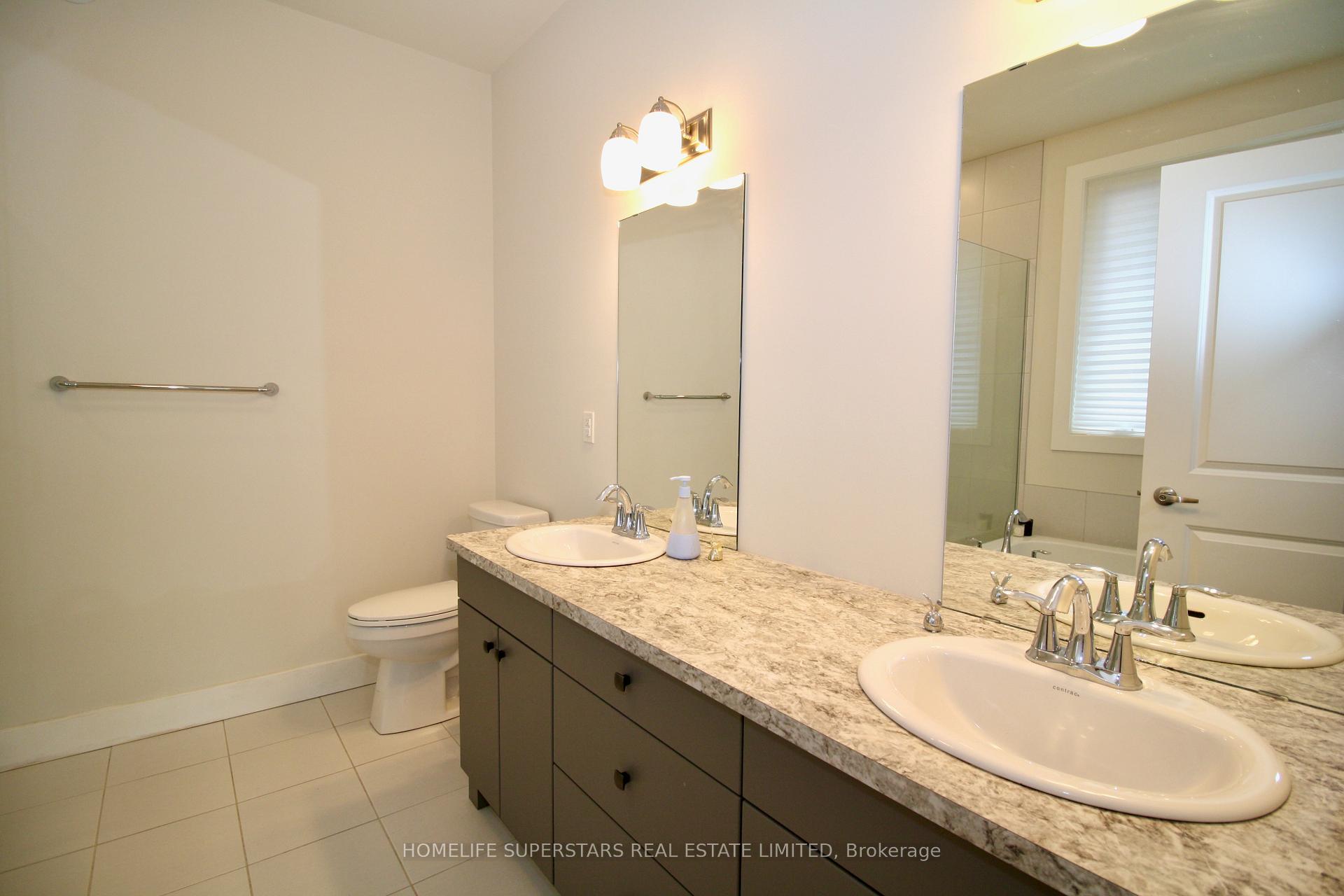Photo 10 of 157 Yellow Birch Crescent, Blue Mountains — HOMEH