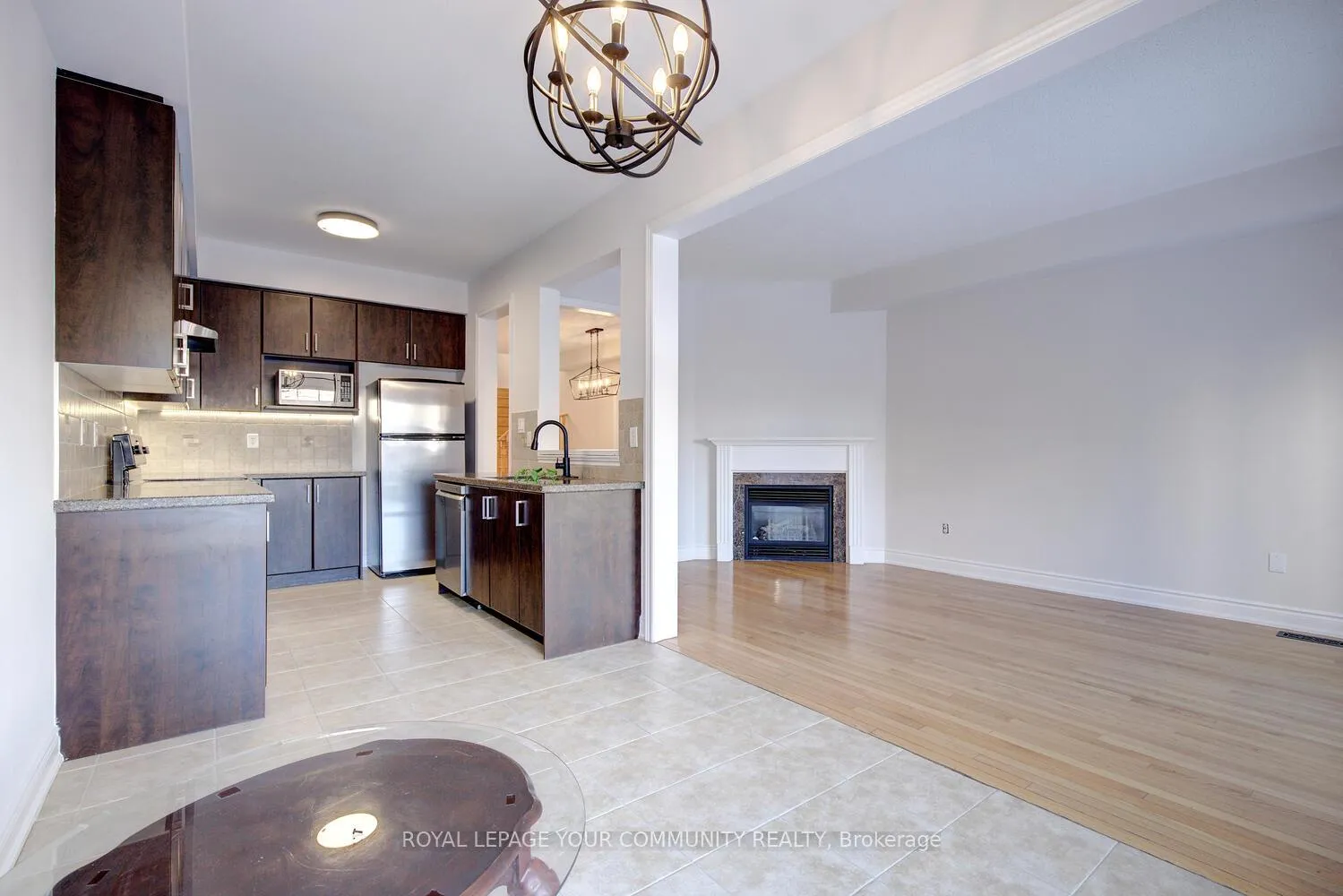Photo 12 of 110 Chayna Crescent, Vaughan, Patterson — HOMEH