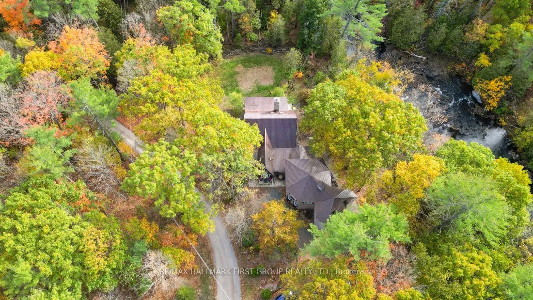 Photo 3 of 74 Cottage Lane, Tweed, Elzevir (Twp) — HOMEH