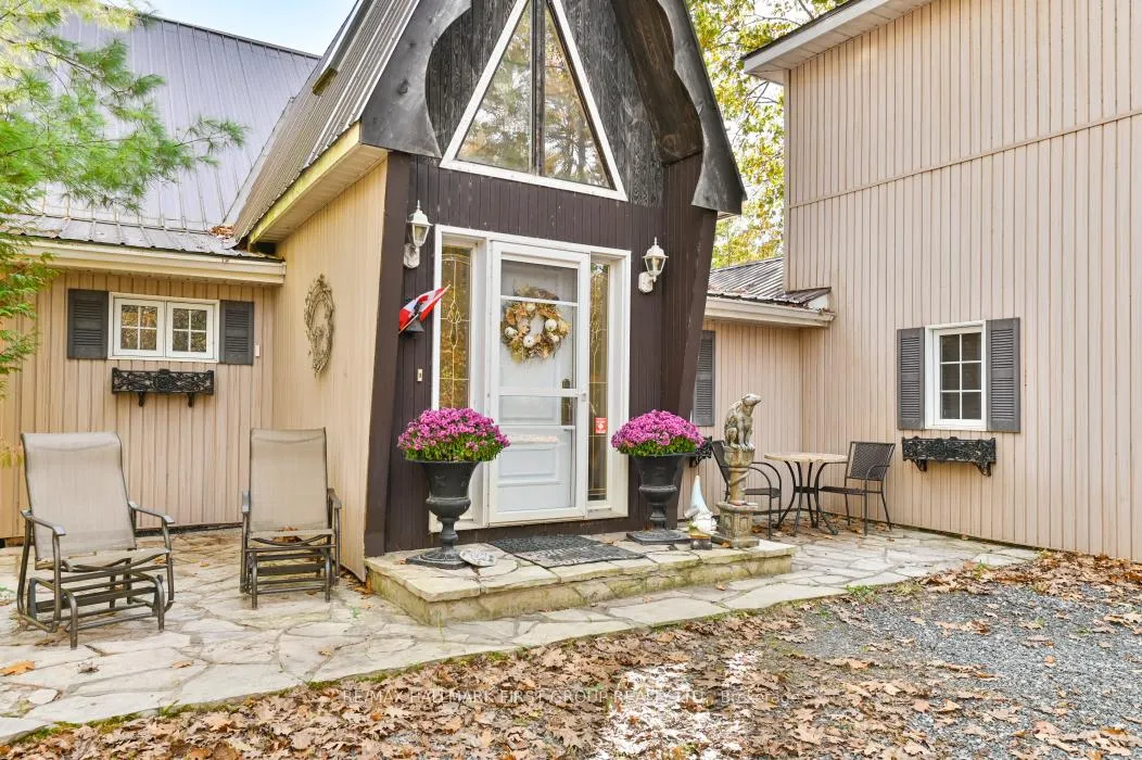 Photo 8 of 74 Cottage Lane, Tweed, Elzevir (Twp) — HOMEH