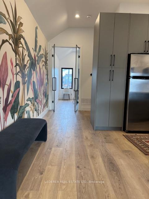 Photo 4 of Unit Upper, 188 Rosethorn Avenue, Toronto, Keelesdale-Eglinton West — HOMEH