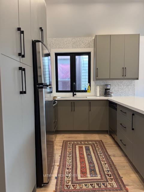 Photo 10 of Unit Upper, 188 Rosethorn Avenue, Toronto, Keelesdale-Eglinton West — HOMEH