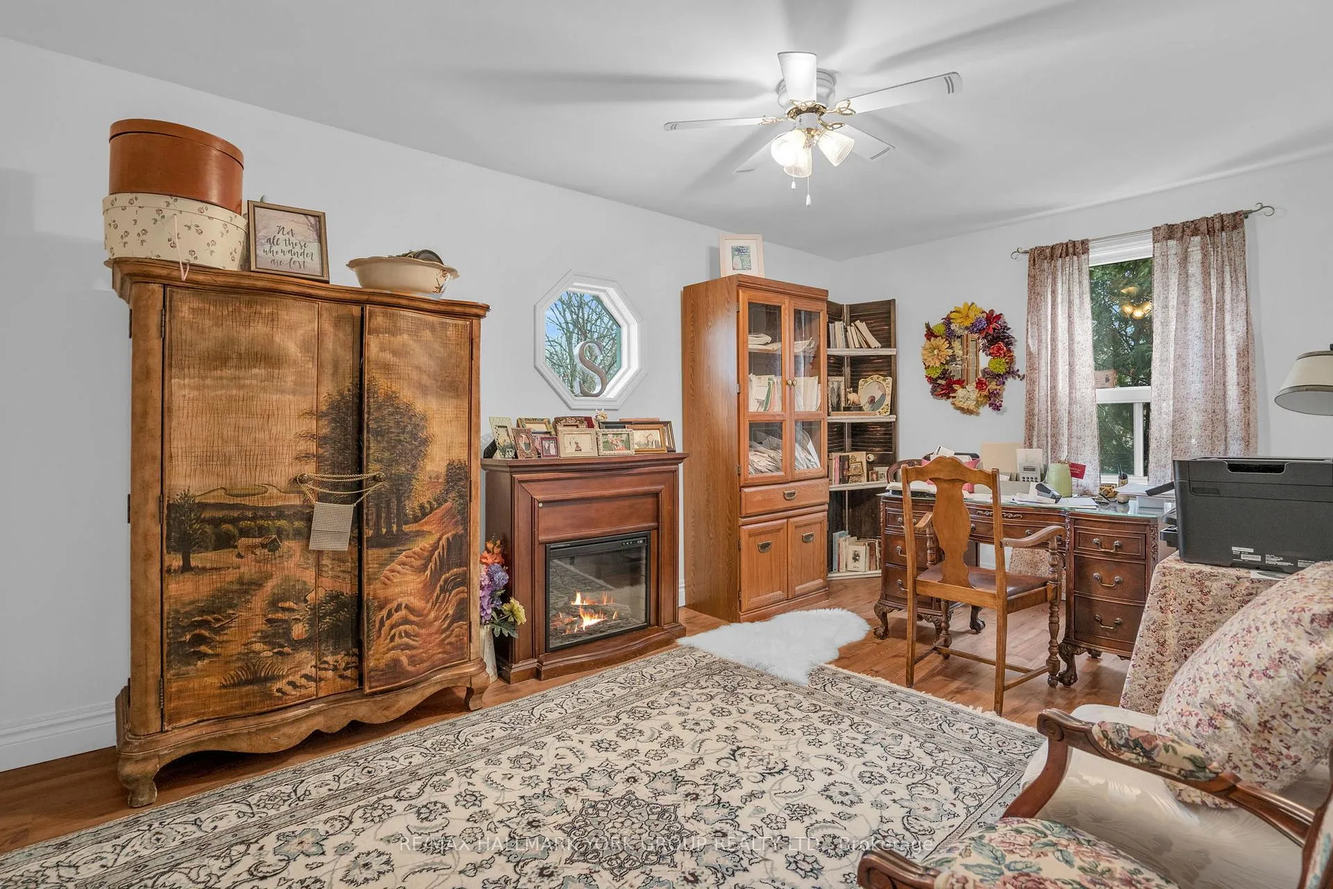 Photo 23 of 22 Marksbury Court, Aurora, Aurora Heights — HOMEH