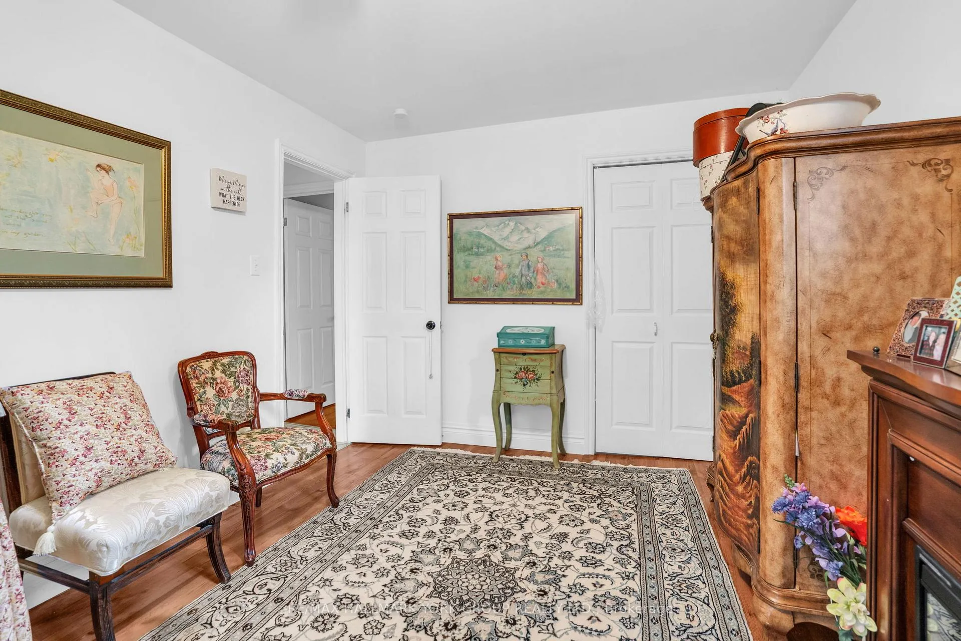 Photo 24 of 22 Marksbury Court, Aurora, Aurora Heights — HOMEH