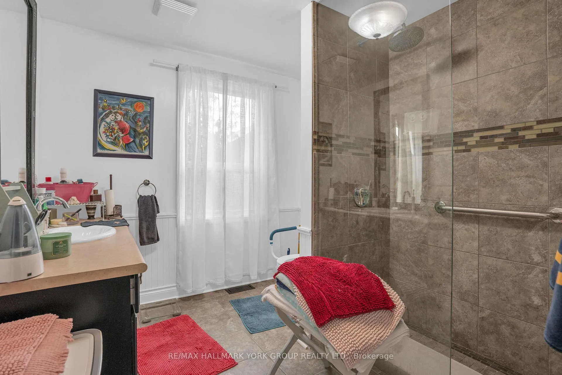 Photo 25 of 22 Marksbury Court, Aurora, Aurora Heights — HOMEH
