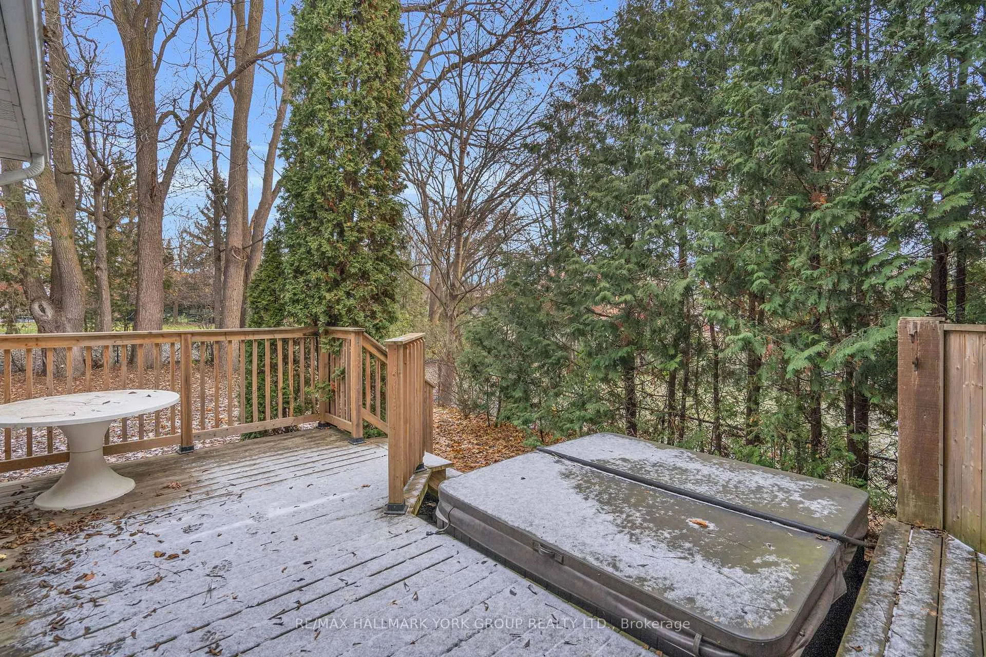 Photo 27 of 22 Marksbury Court, Aurora, Aurora Heights — HOMEH