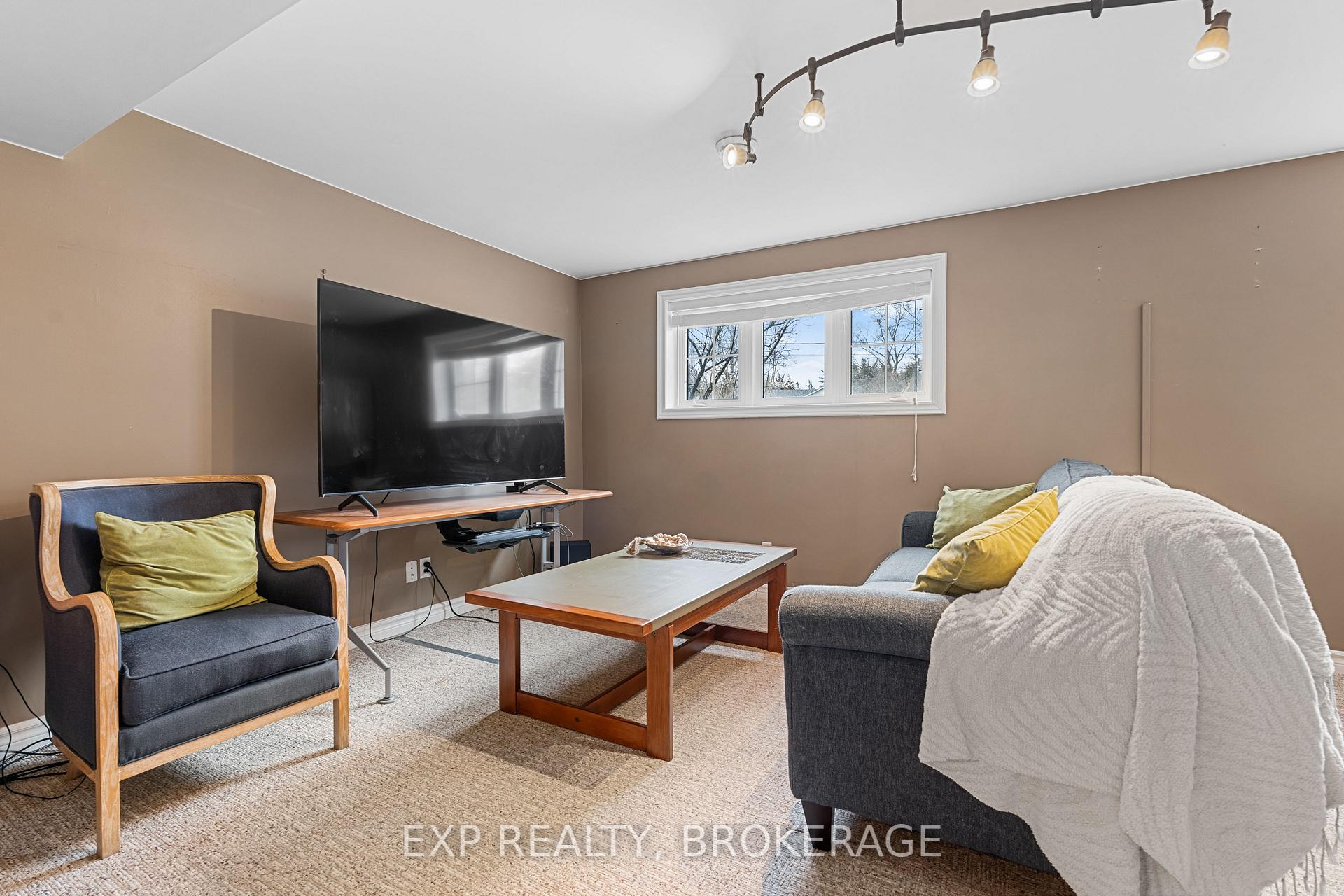 Photo 22 of 87 Jane Street, Tyendinaga, Tyendinaga Township — HOMEH