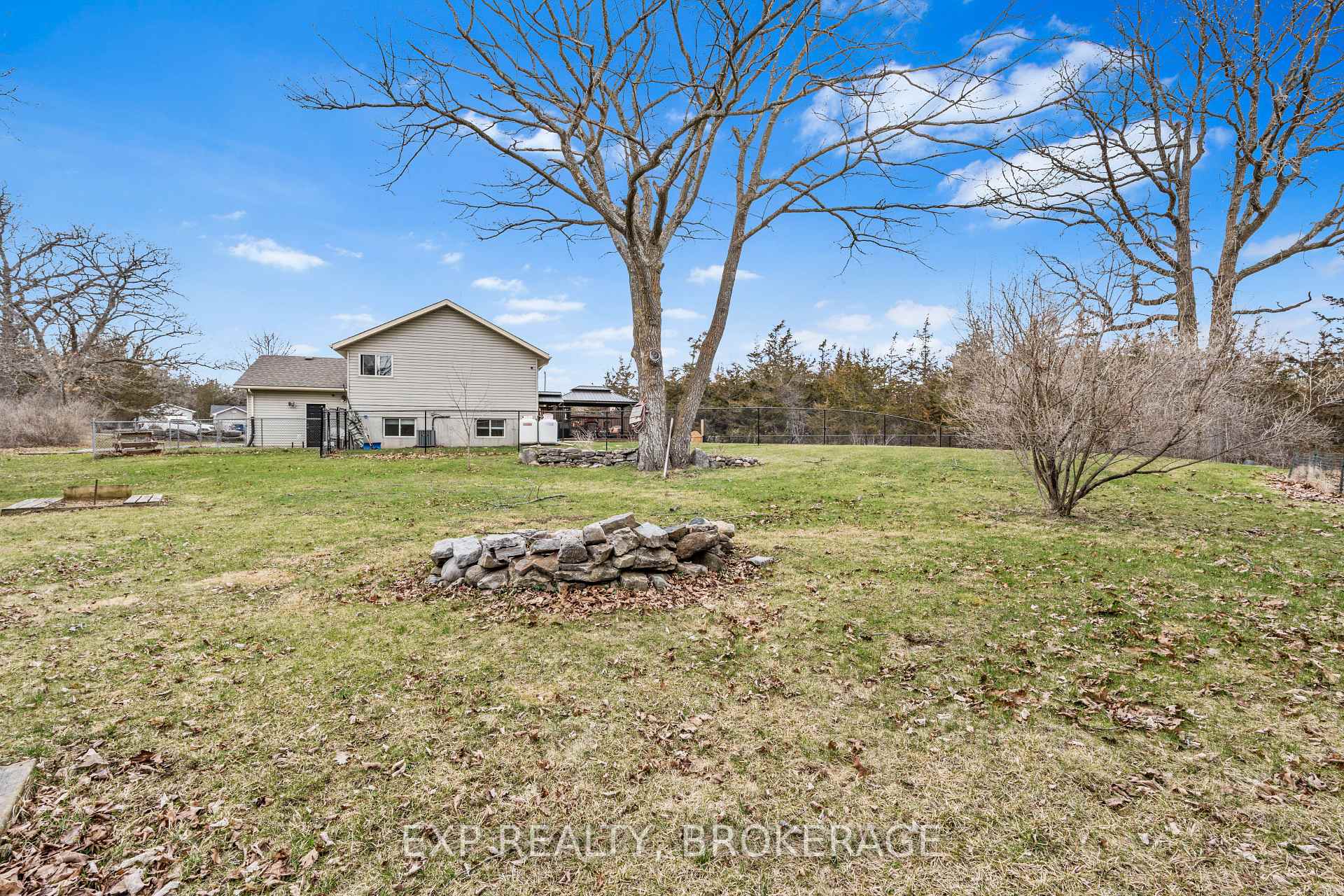 Photo 32 of 87 Jane Street, Tyendinaga, Tyendinaga Township — HOMEH