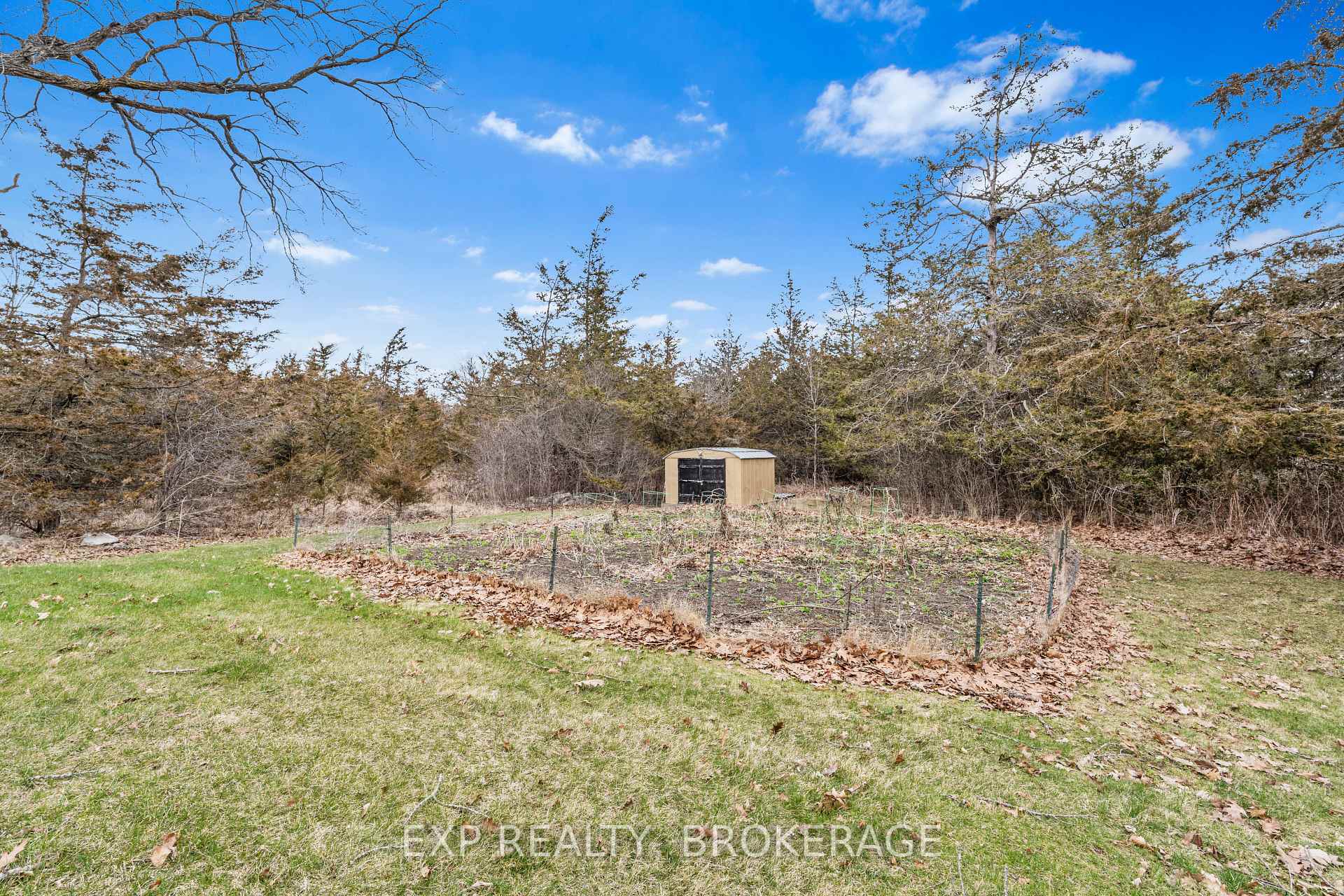 Photo 33 of 87 Jane Street, Tyendinaga, Tyendinaga Township — HOMEH