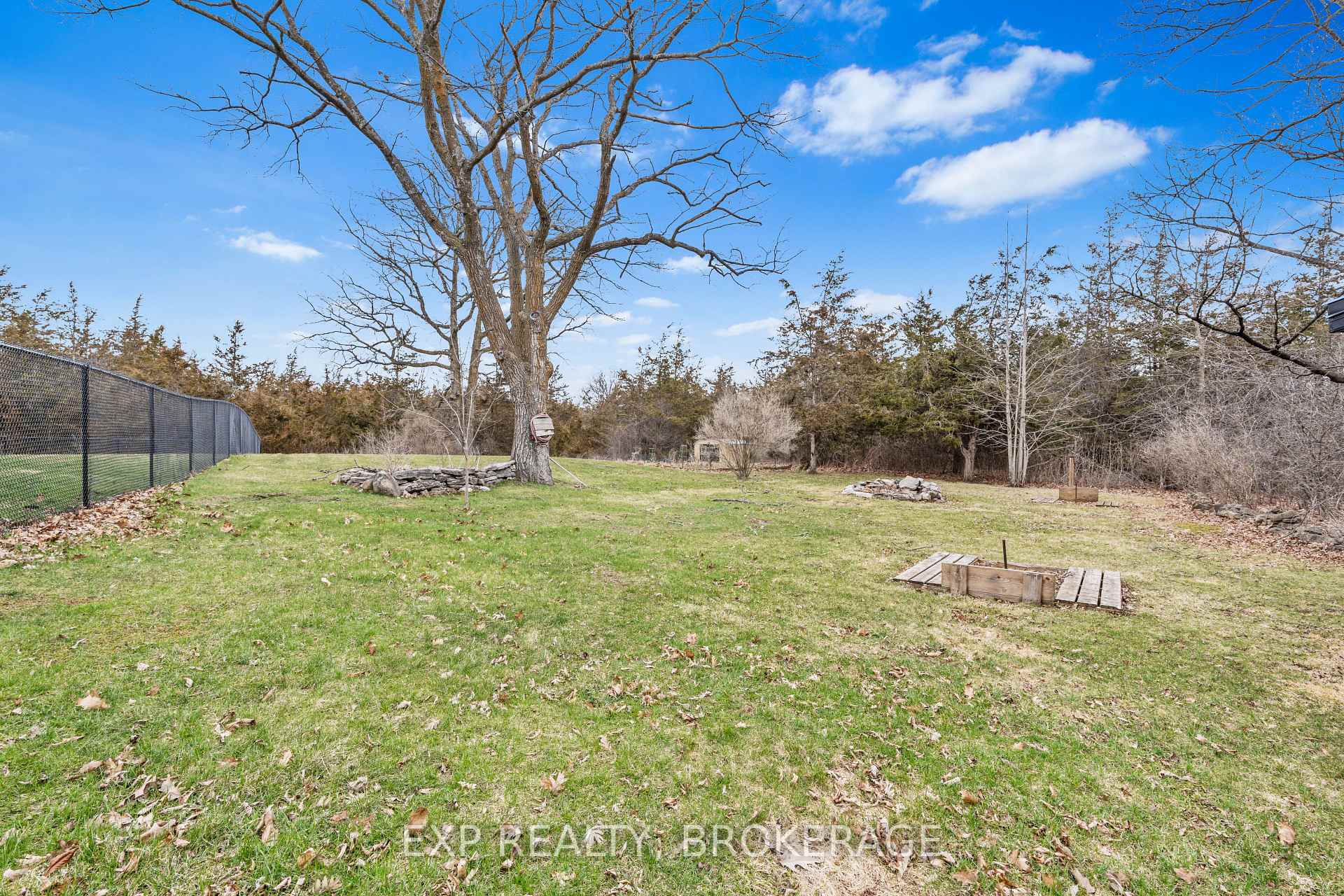 Photo 36 of 87 Jane Street, Tyendinaga, Tyendinaga Township — HOMEH