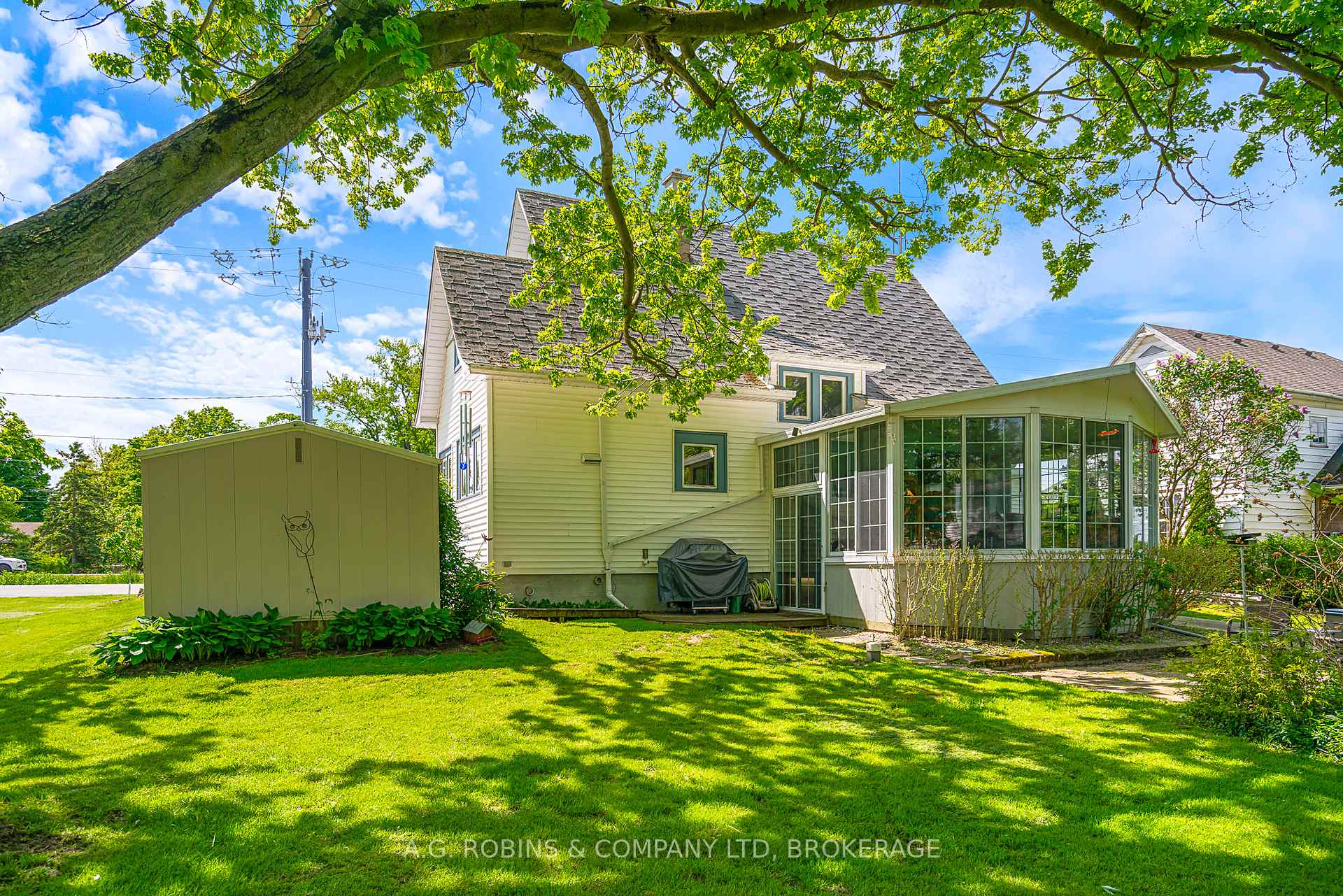 Photo 7 of 41944 Clarendon Street, Wainfleet, Marshville/Winger — HOMEH