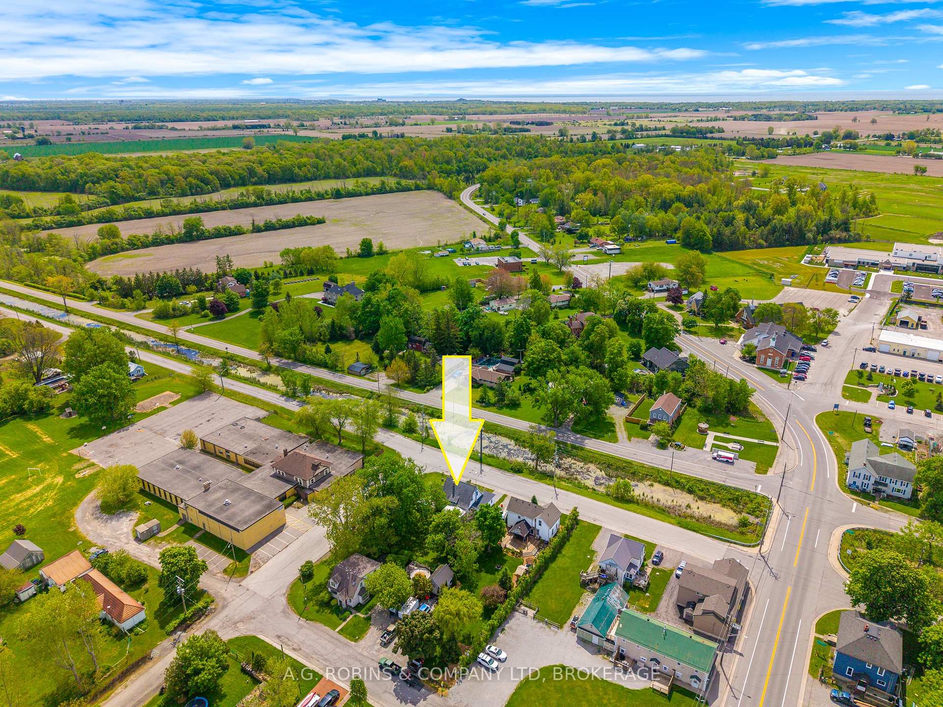 Photo 35 of 41944 Clarendon Street, Wainfleet, Marshville/Winger — HOMEH