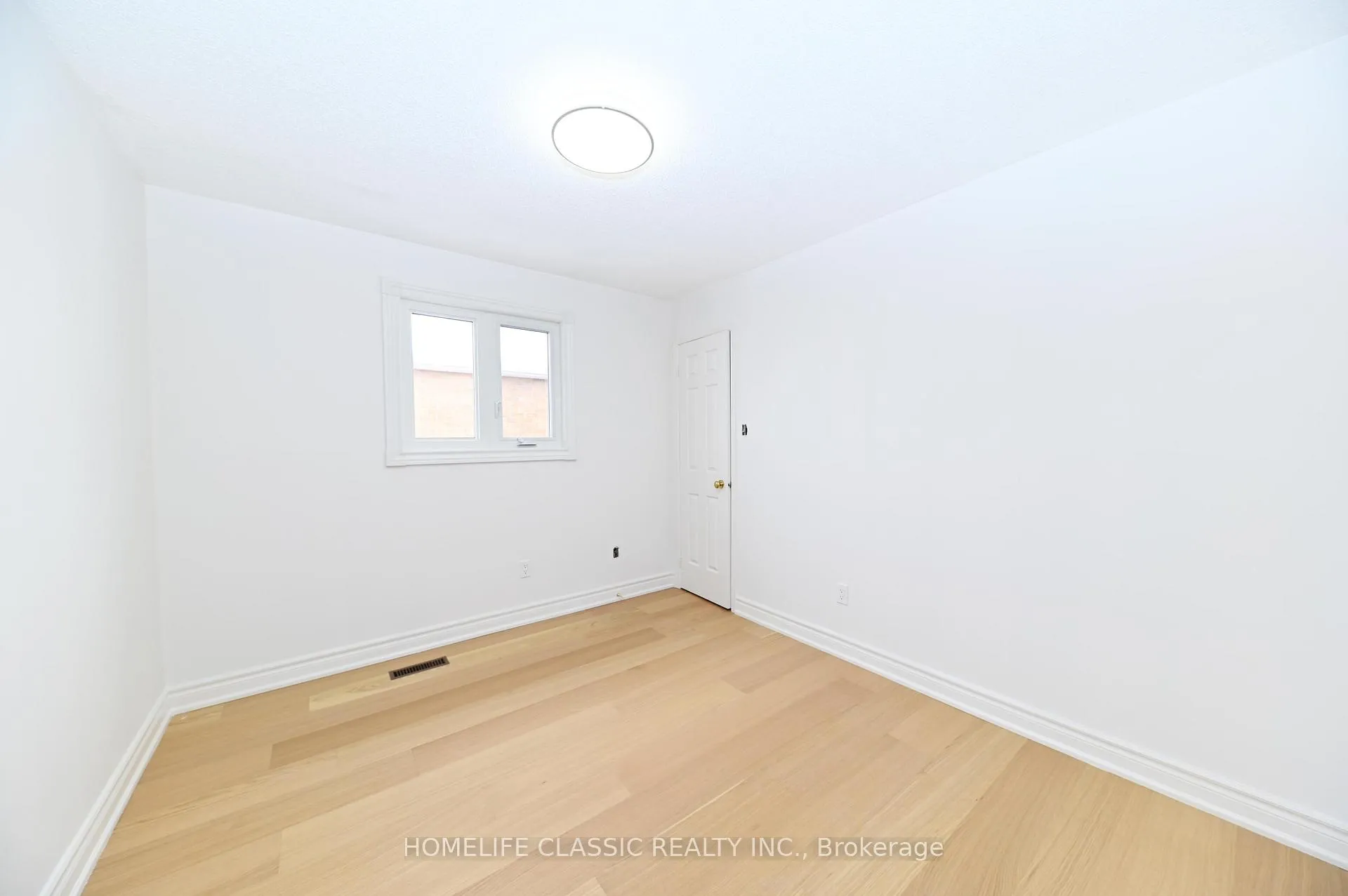 Photo 16 of 119 Cromwell Road, Vaughan, Maple — HOMEH