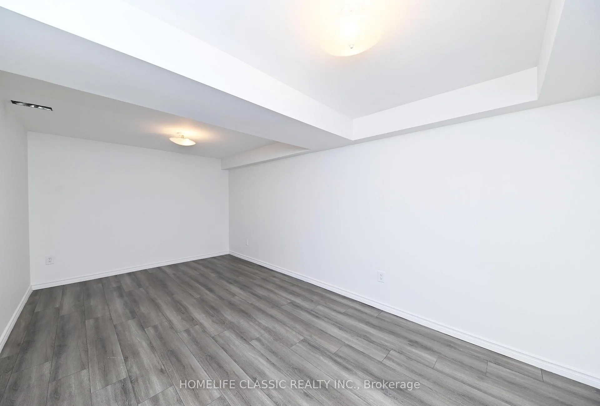 Photo 17 of 119 Cromwell Road, Vaughan, Maple — HOMEH