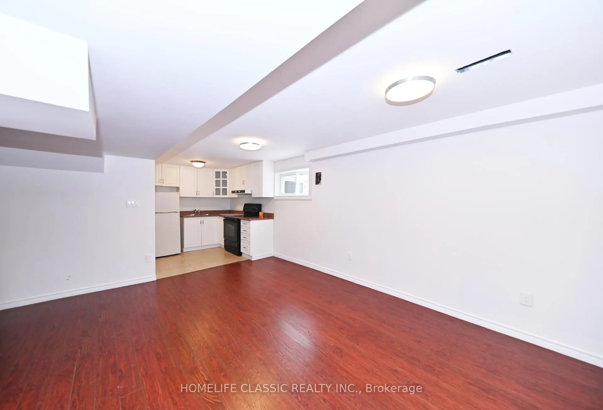 Photo 19 of 119 Cromwell Road, Vaughan, Maple — HOMEH