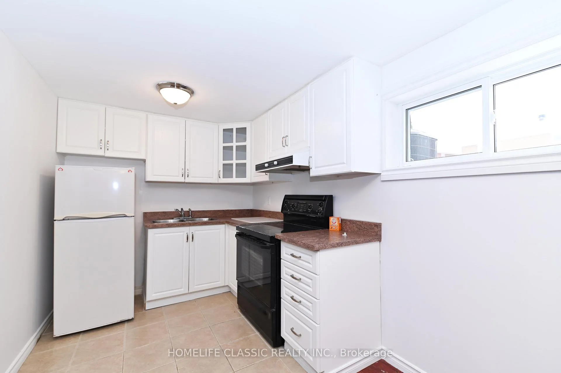 Photo 20 of 119 Cromwell Road, Vaughan, Maple — HOMEH