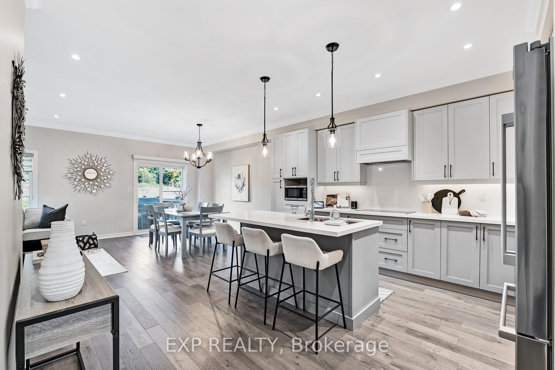 Photo 8 of 9 Gord Matthews Way, Uxbridge — HOMEH