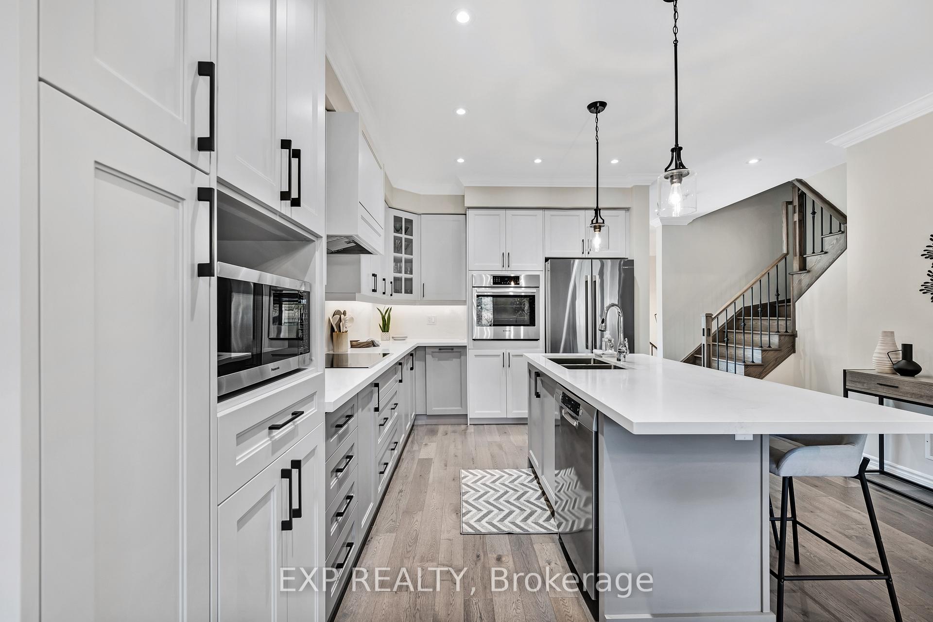Photo 11 of 9 Gord Matthews Way, Uxbridge — HOMEH