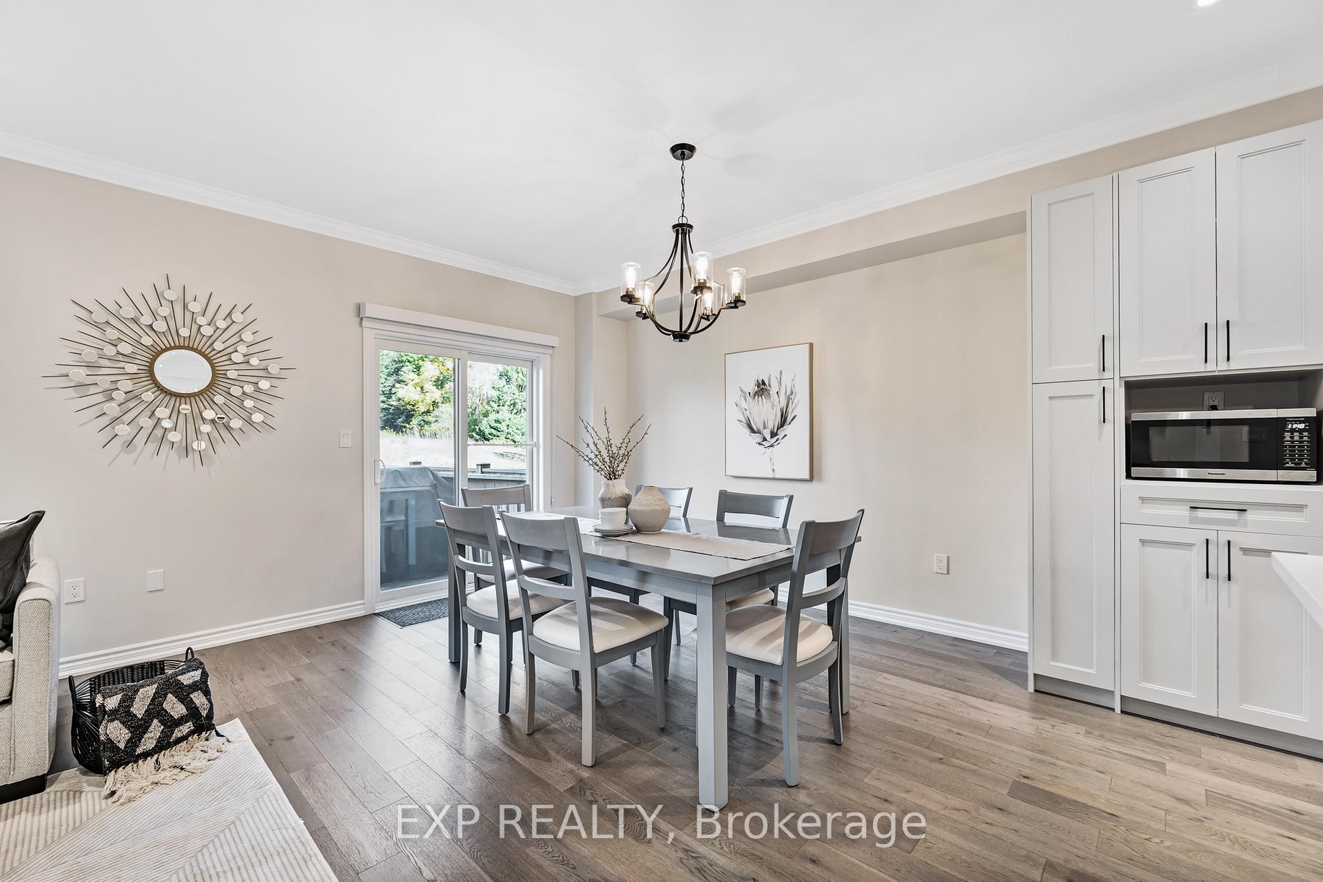 Photo 15 of 9 Gord Matthews Way, Uxbridge — HOMEH