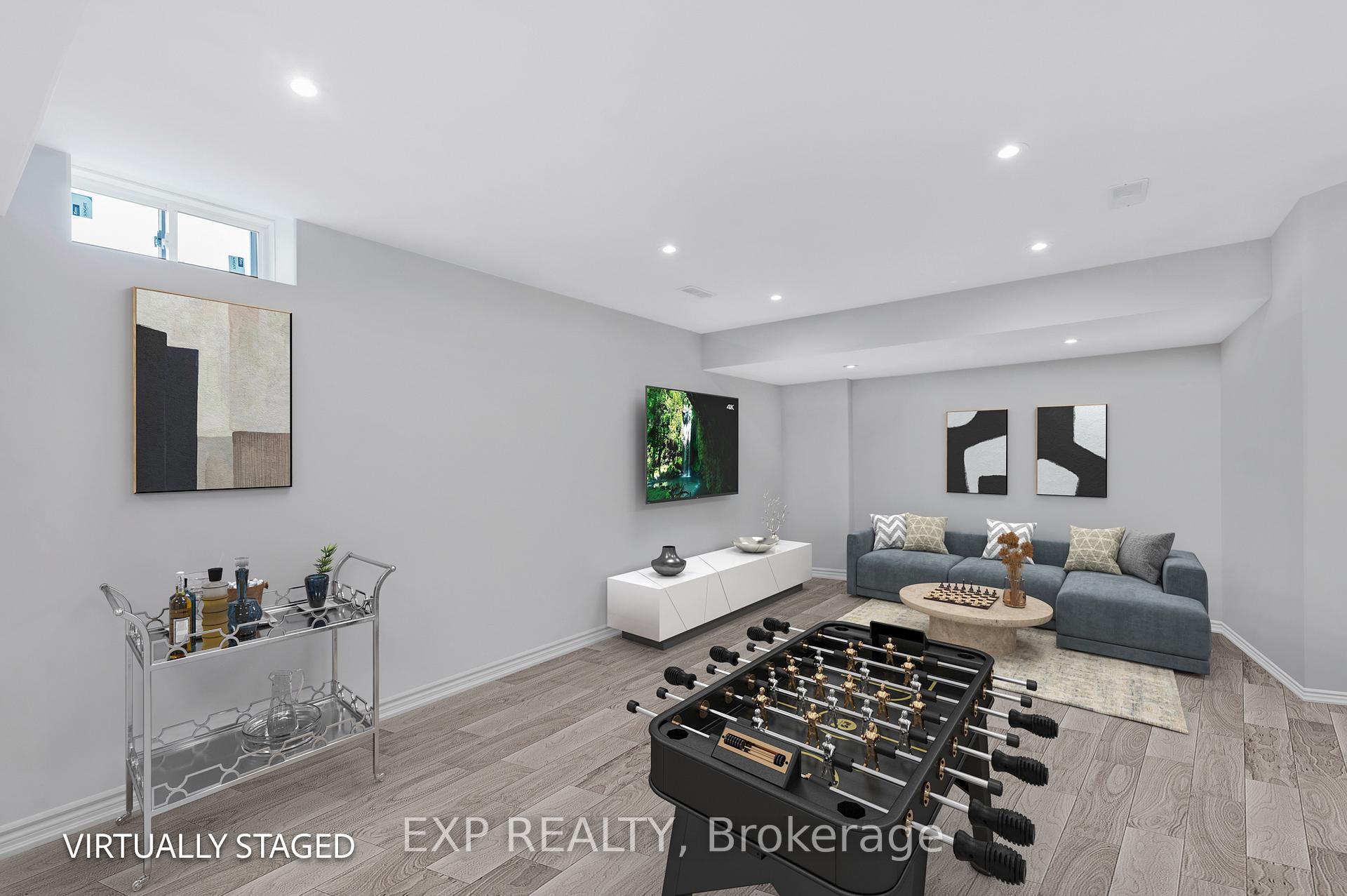 Photo 35 of 9 Gord Matthews Way, Uxbridge — HOMEH