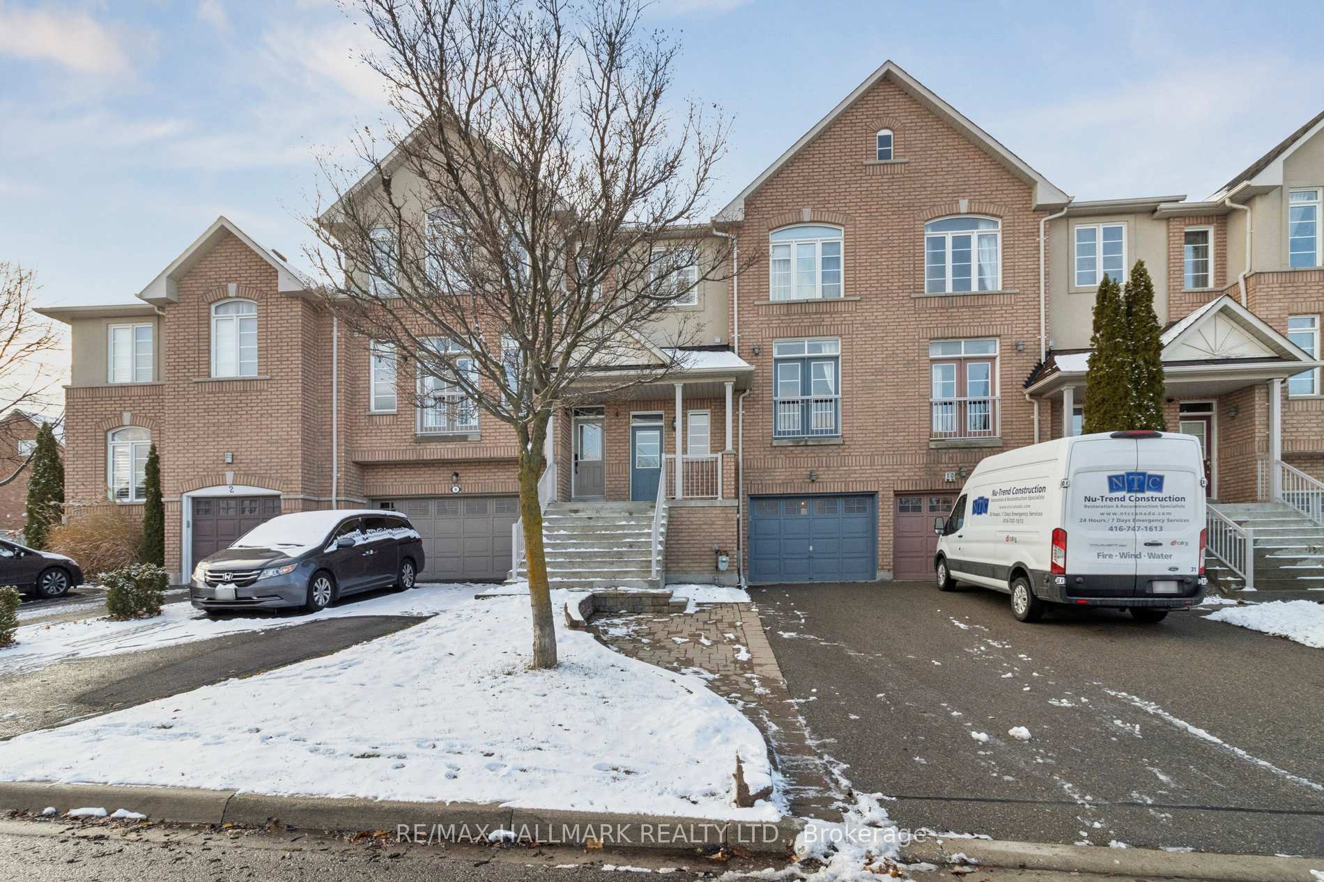 Photo 1 of 8 Mistywood Crescent, Vaughan, Patterson — HOMEH