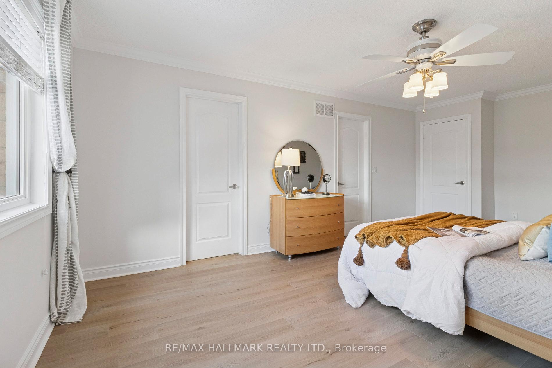 Photo 27 of 8 Mistywood Crescent, Vaughan, Patterson — HOMEH