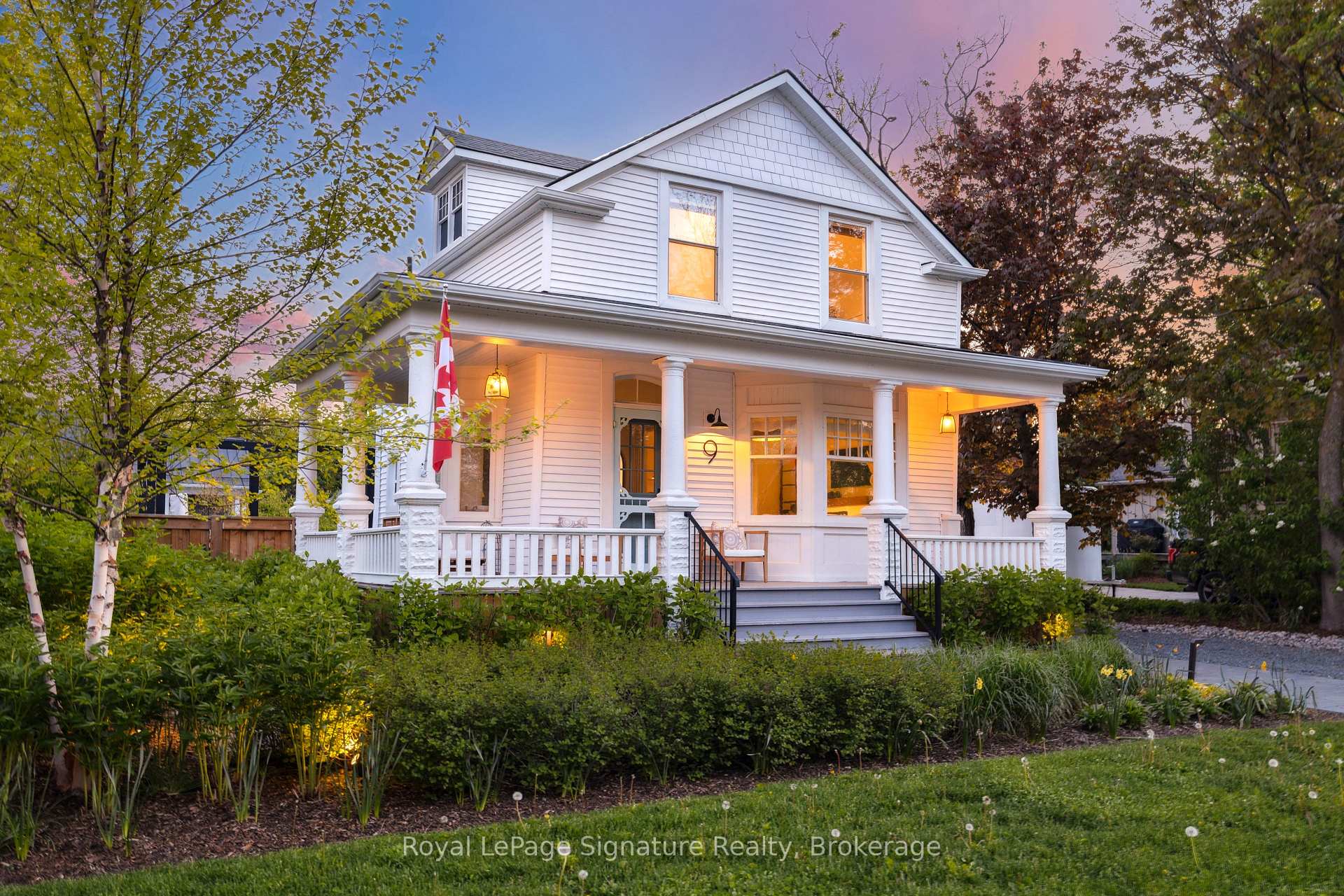 Front of 9 Alfred Street W