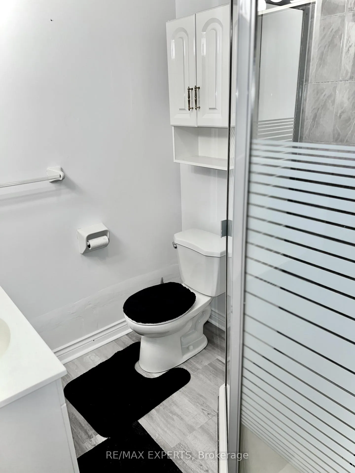 Photo 10 of 121 Jackman Crescent, Vaughan, West Woodbridge — HOMEH