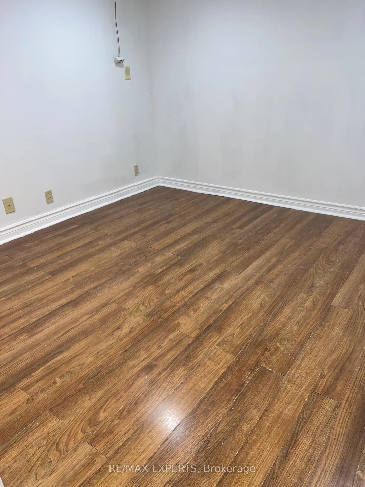 Photo 15 of 121 Jackman Crescent, Vaughan, West Woodbridge — HOMEH