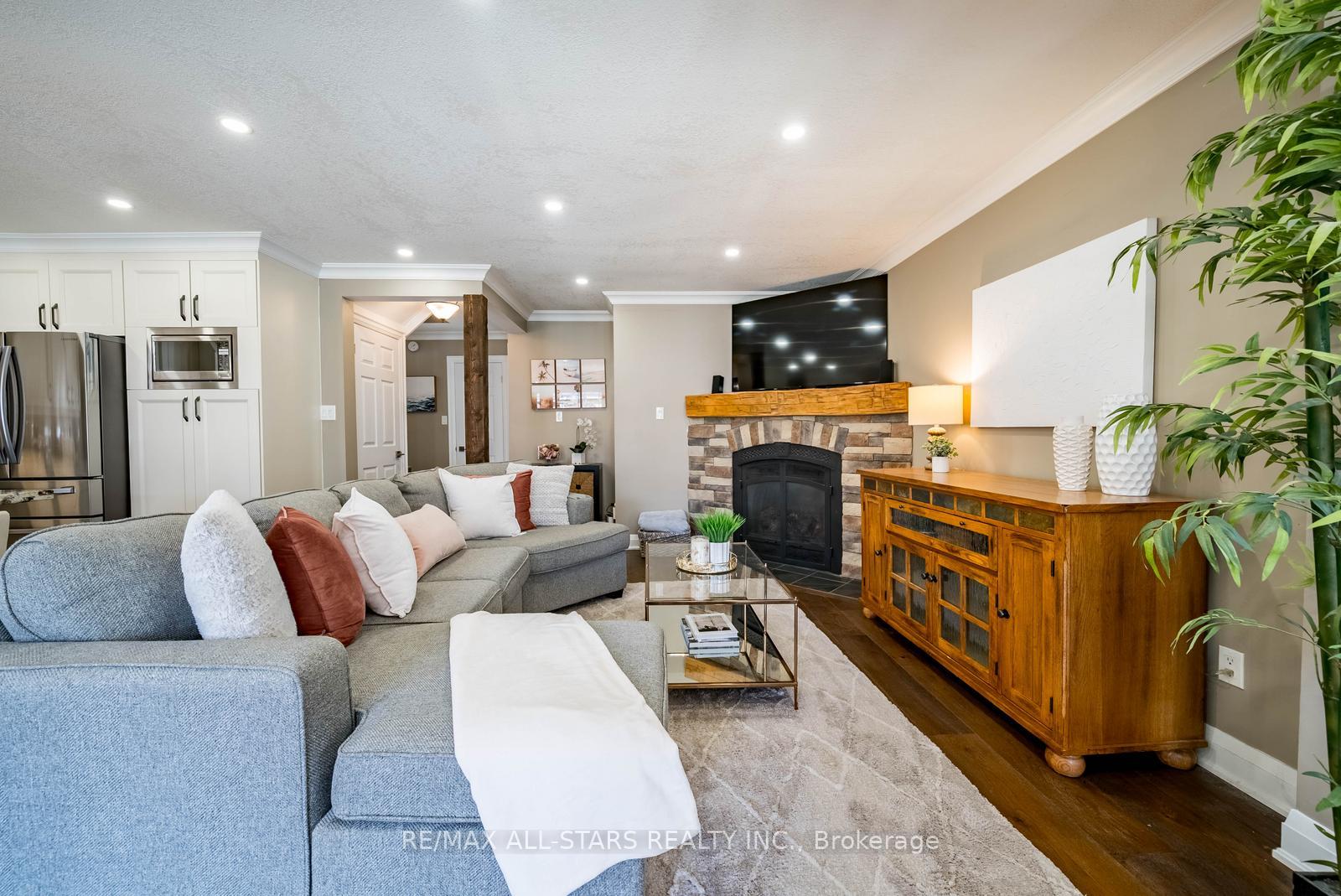 Photo 17 of 59 Barton Lane, Uxbridge — HOMEH