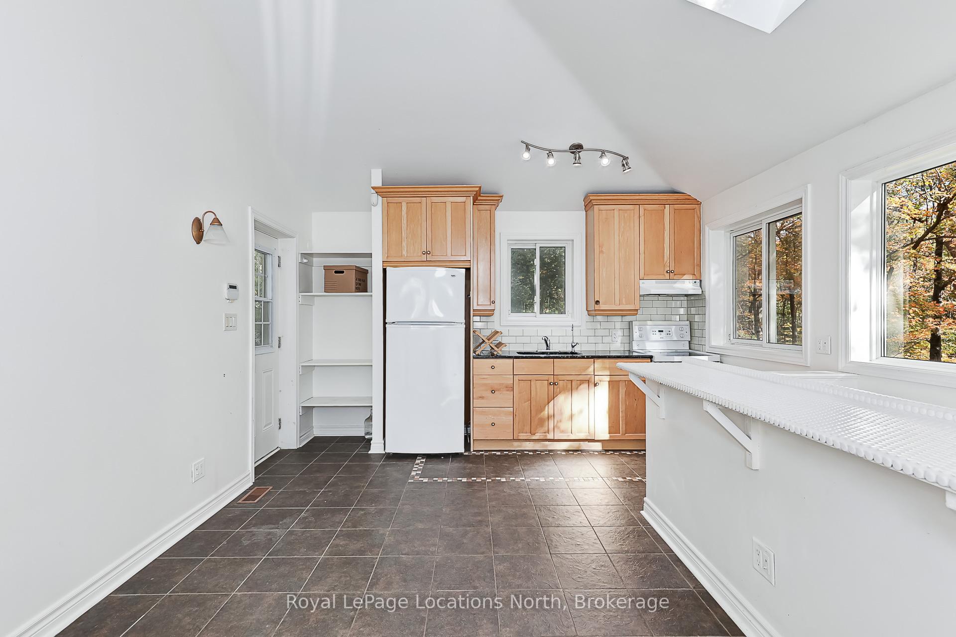 Photo 7 of 213 Marsh Street, Blue Mountains — HOMEH