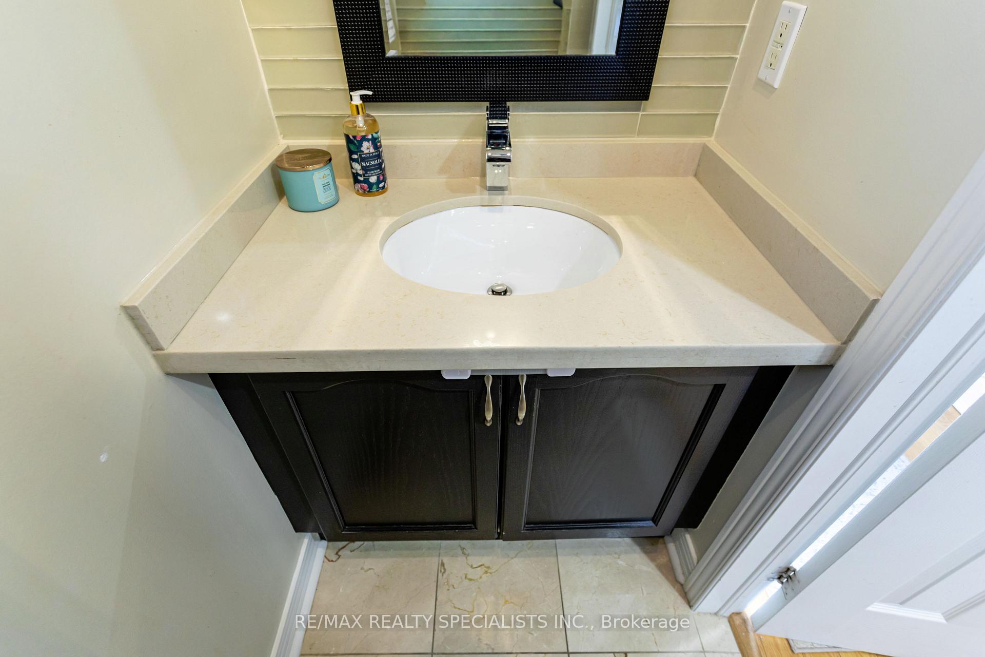 Photo 11 of 75 David Todd Avenue, Vaughan, Sonoma Heights — HOMEH