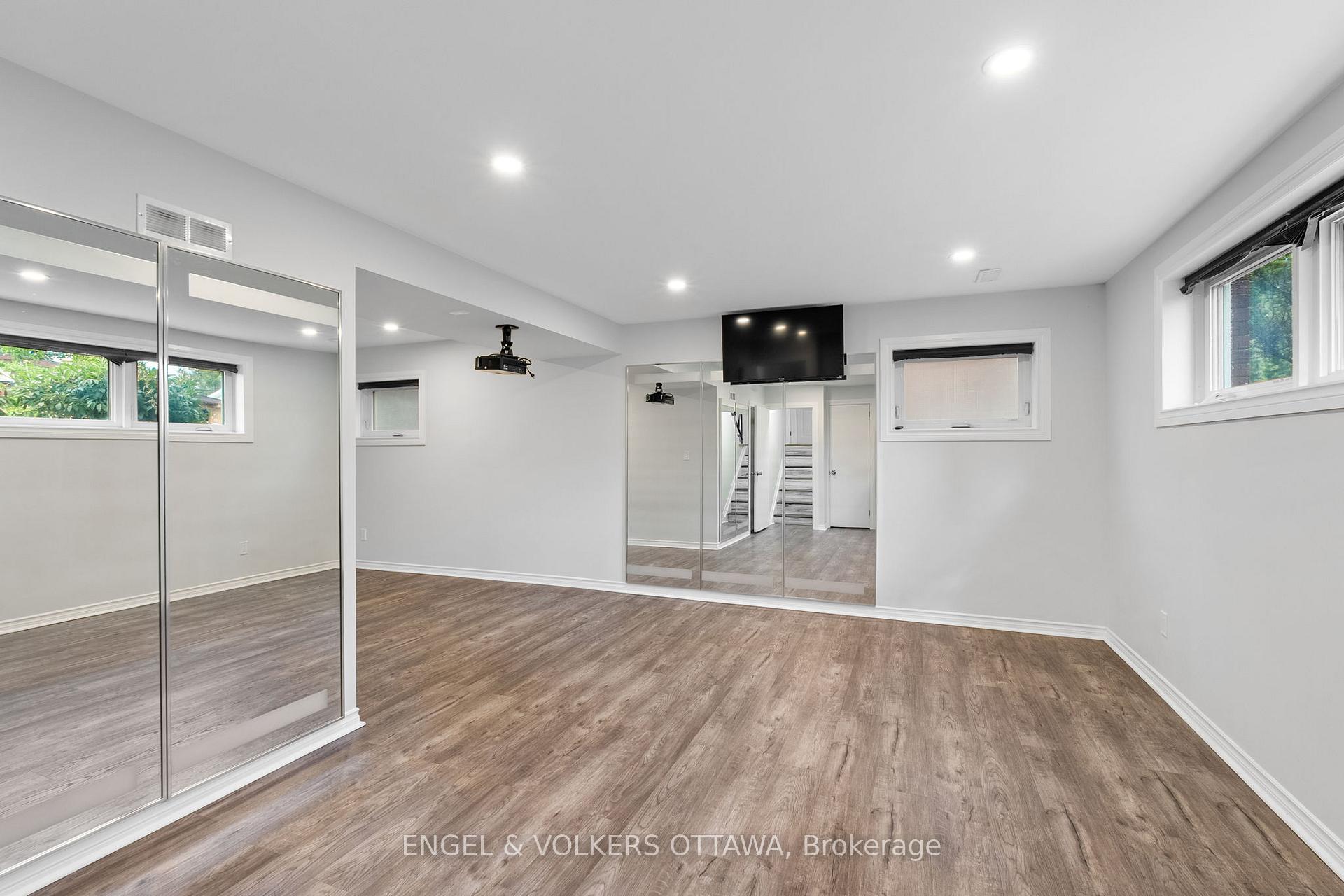 Photo 21 of 1841 Lorraine Avenue, Ottawa, Guildwood Estates - Urbandale Acres — HOMEH