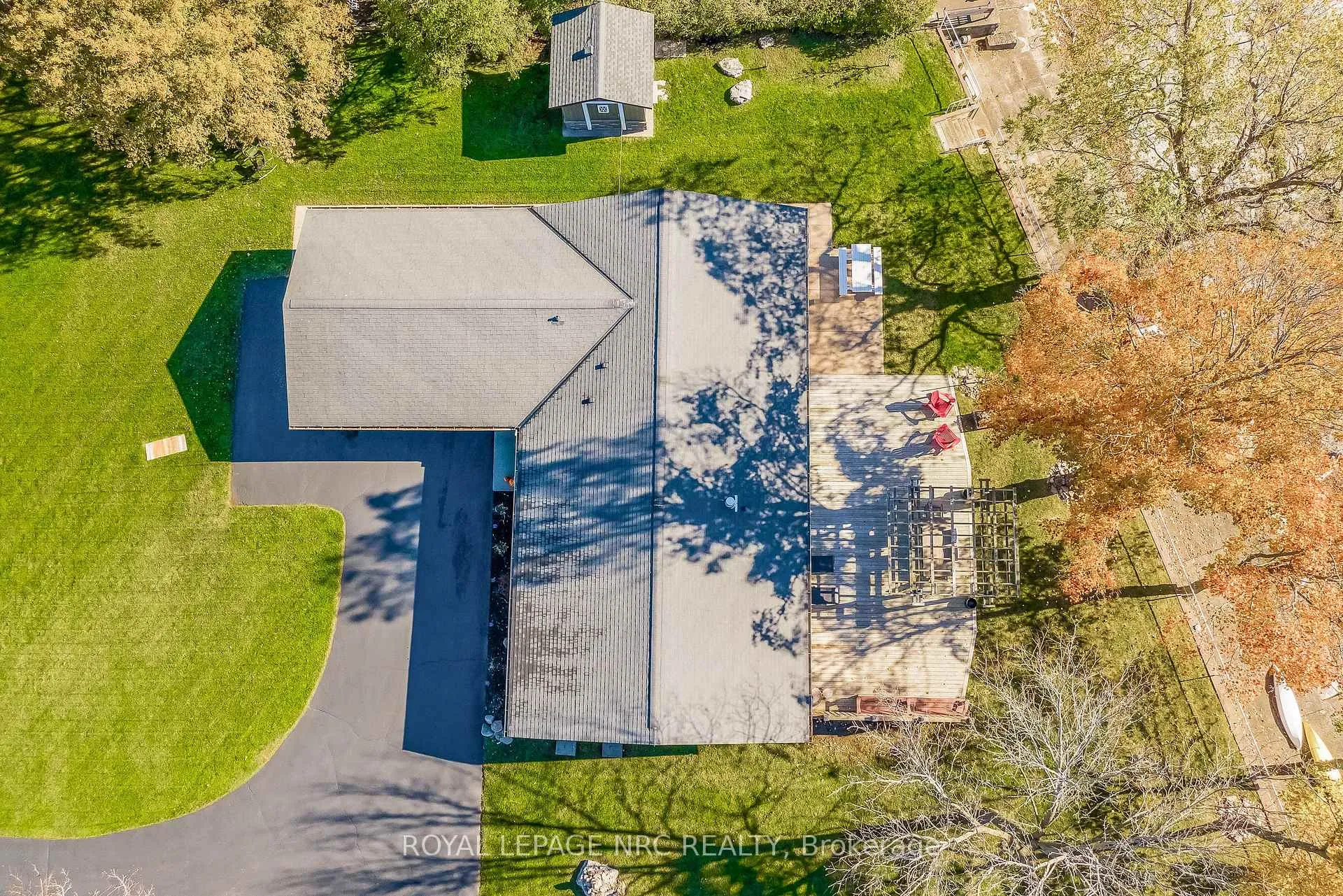Photo 36 of 10781 Lakeshore Road W, Wainfleet, Lakeshore — HOMEH