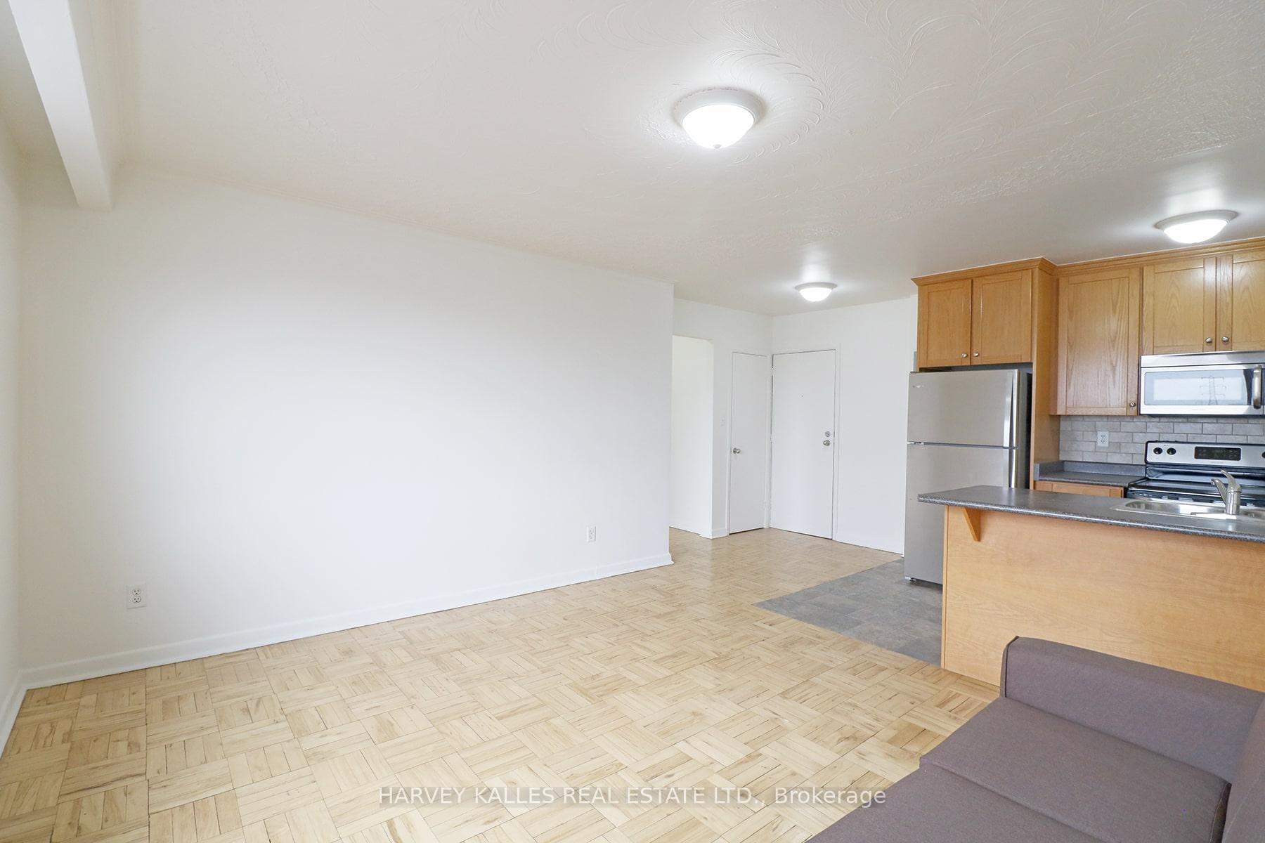 Photo 7 of Unit 207, 500 Gilbert Avenue, Toronto, Caledonia-Fairbank — HOMEH