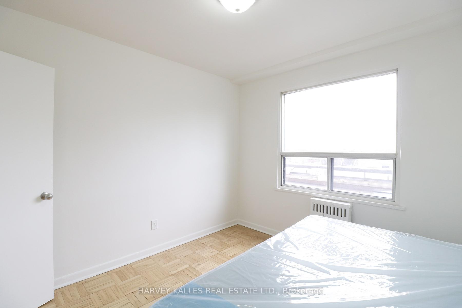 Photo 10 of Unit 207, 500 Gilbert Avenue, Toronto, Caledonia-Fairbank — HOMEH