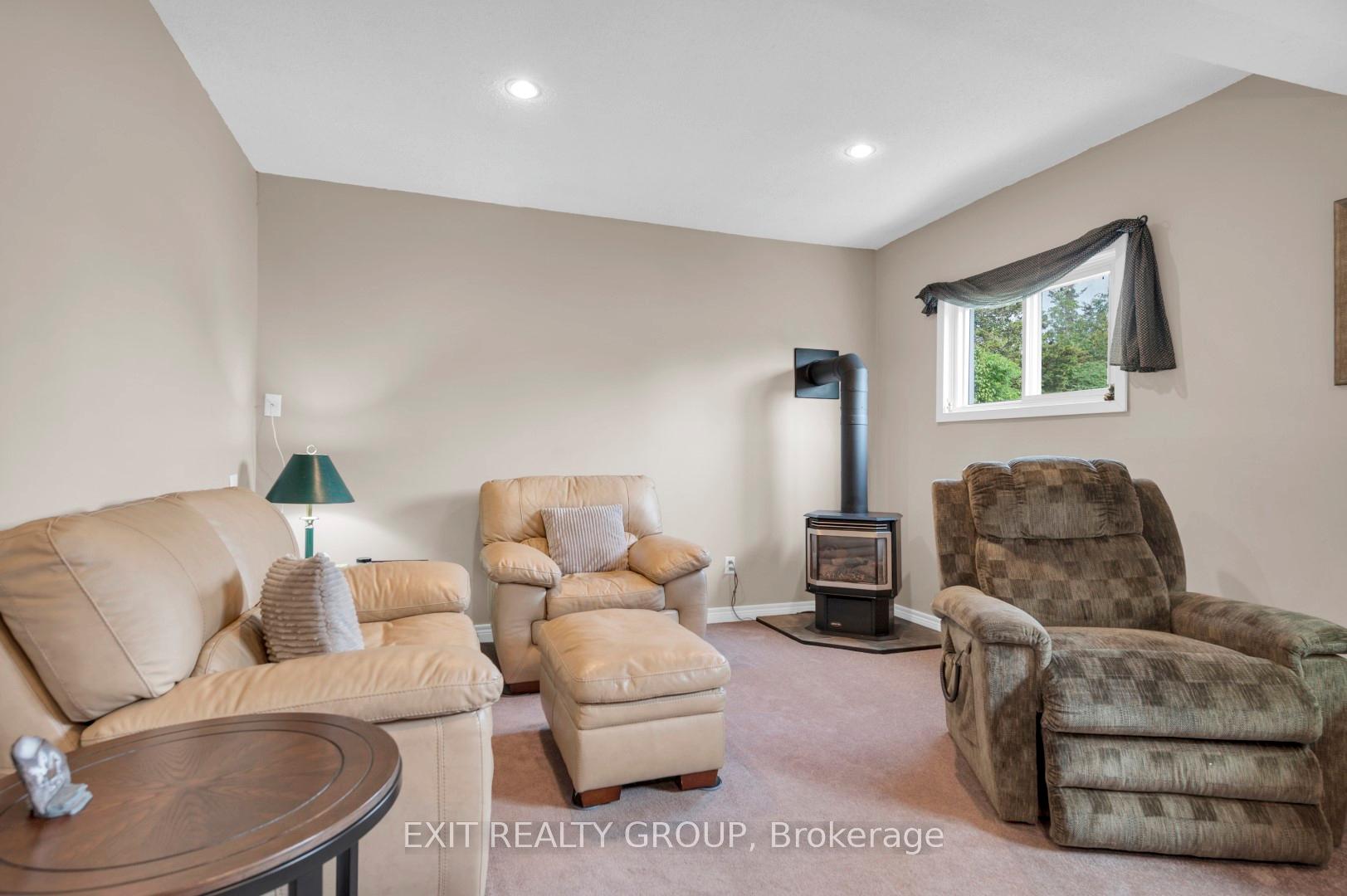 Photo 16 of 2579 Harmony Road, Tyendinaga, Tyendinaga Township — HOMEH