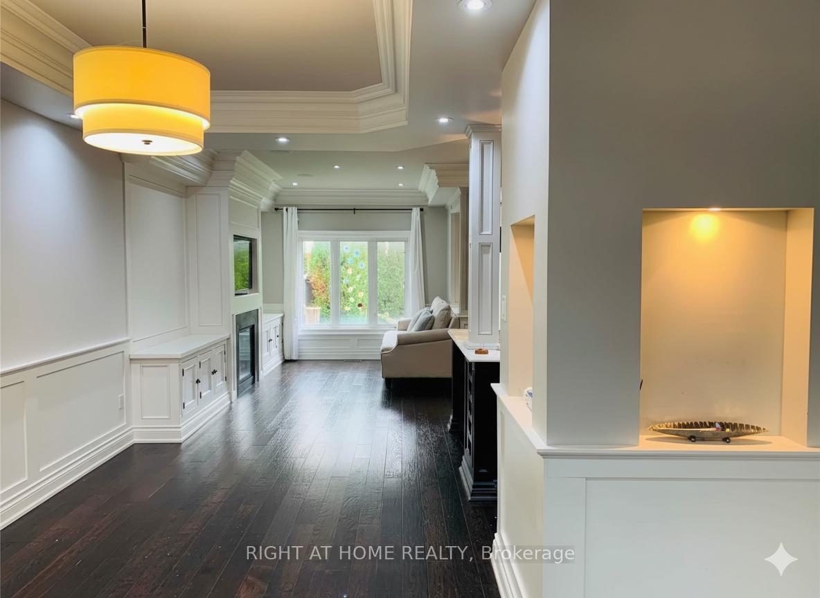Photo 2 of 174 Lauderdale Drive, Vaughan, Patterson — HOMEH