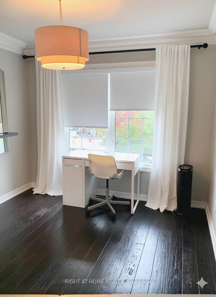 Photo 12 of 174 Lauderdale Drive, Vaughan, Patterson — HOMEH