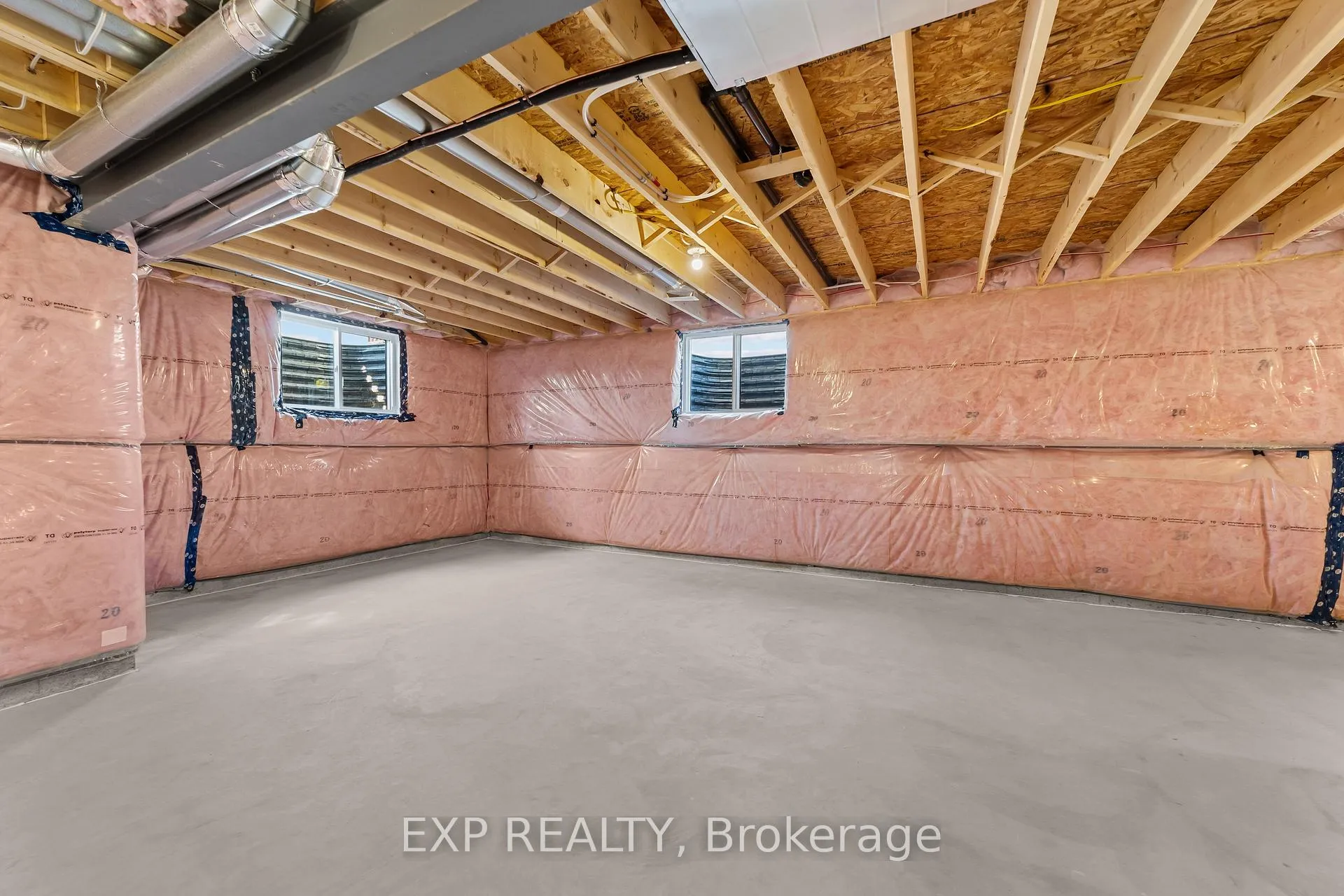 Photo 20 of 408 Erie Street, Warwick, Watford — HOMEH