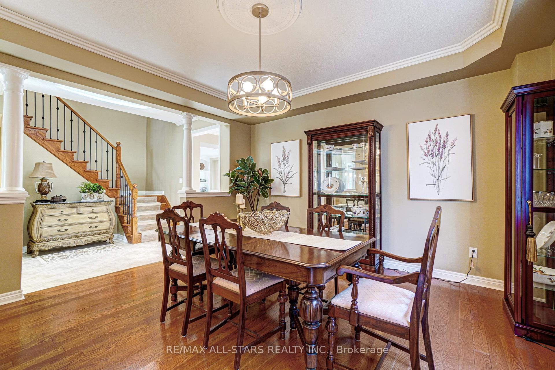 Photo 9 of 64 Button Crescent, Uxbridge — HOMEH