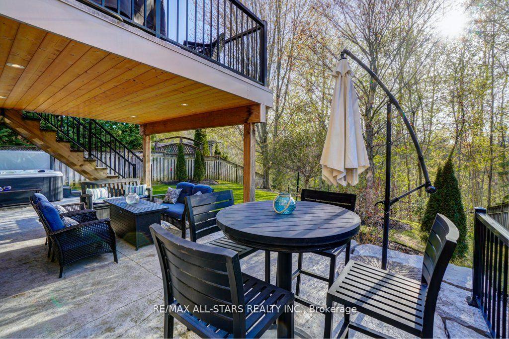 Photo 41 of 64 Button Crescent, Uxbridge — HOMEH