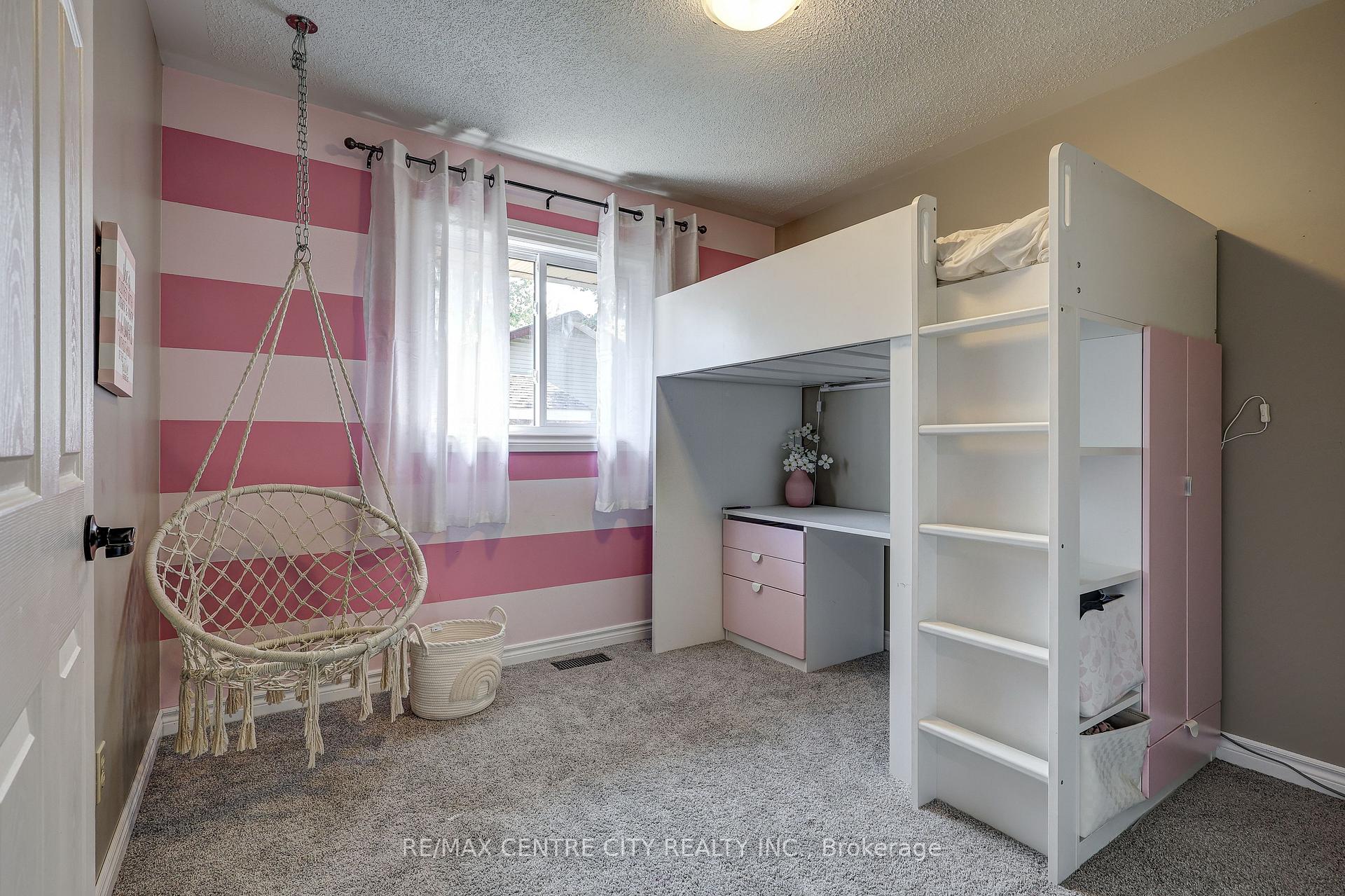 Photo 16 of 25 Hawthorne Crescent, Aylmer — HOMEH